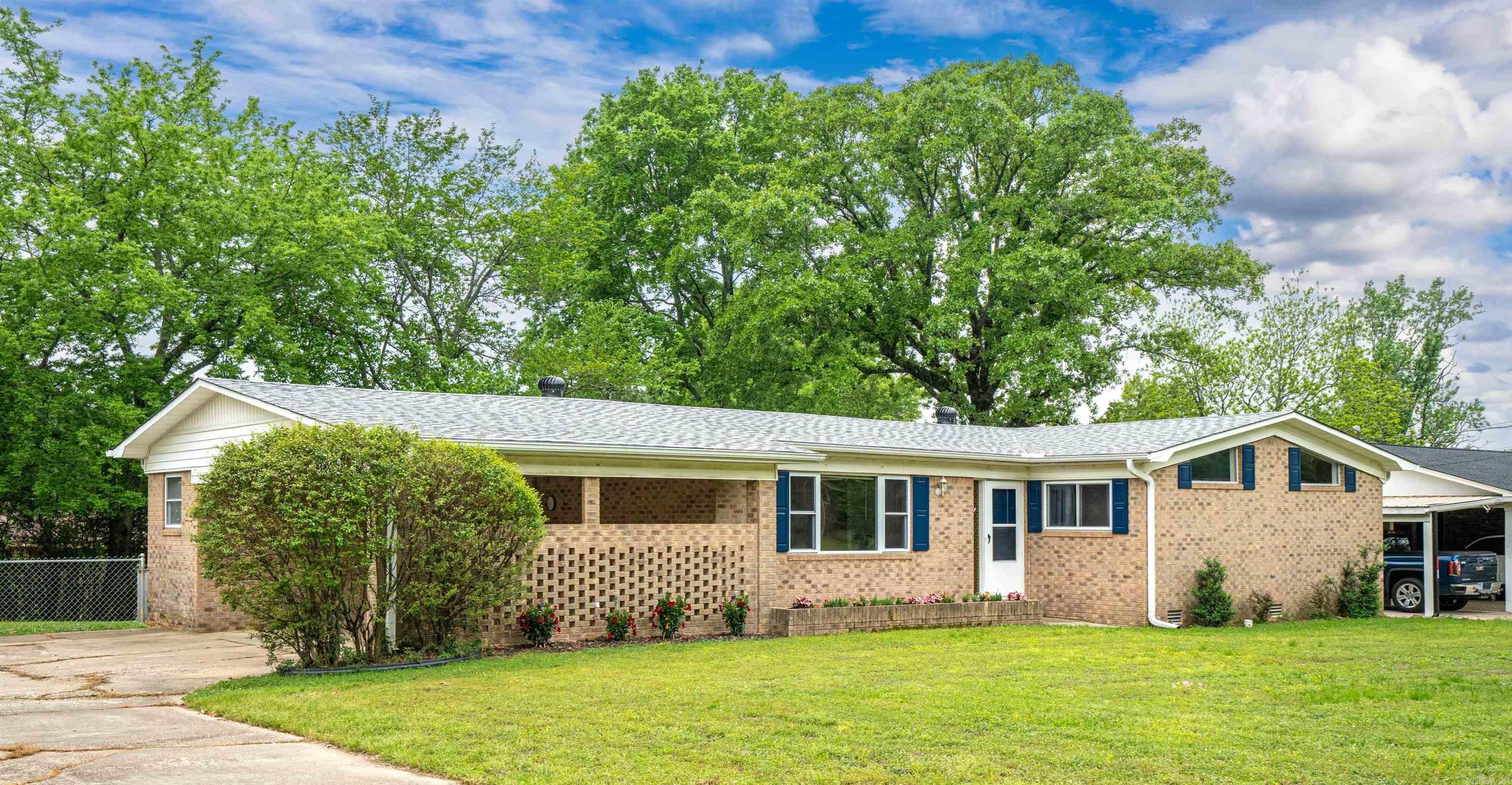 BEVERLY HILLS - Residential