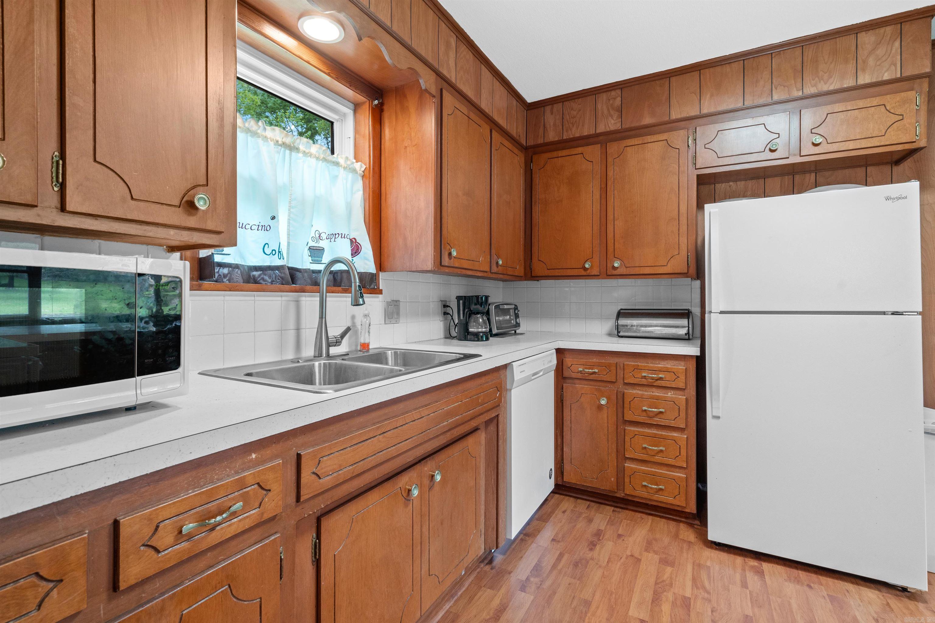 BEVERLY HILLS - Residential