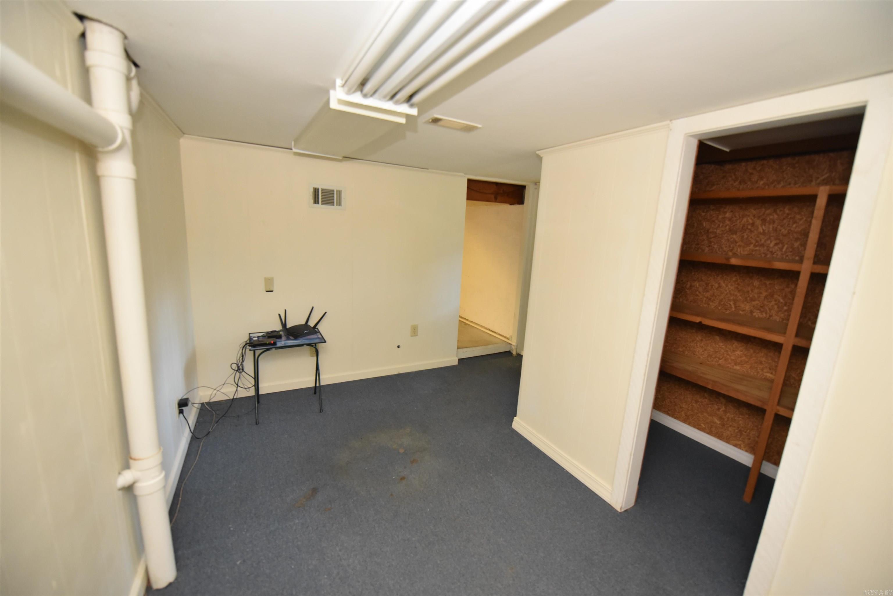 LAKEWOOD - Residential