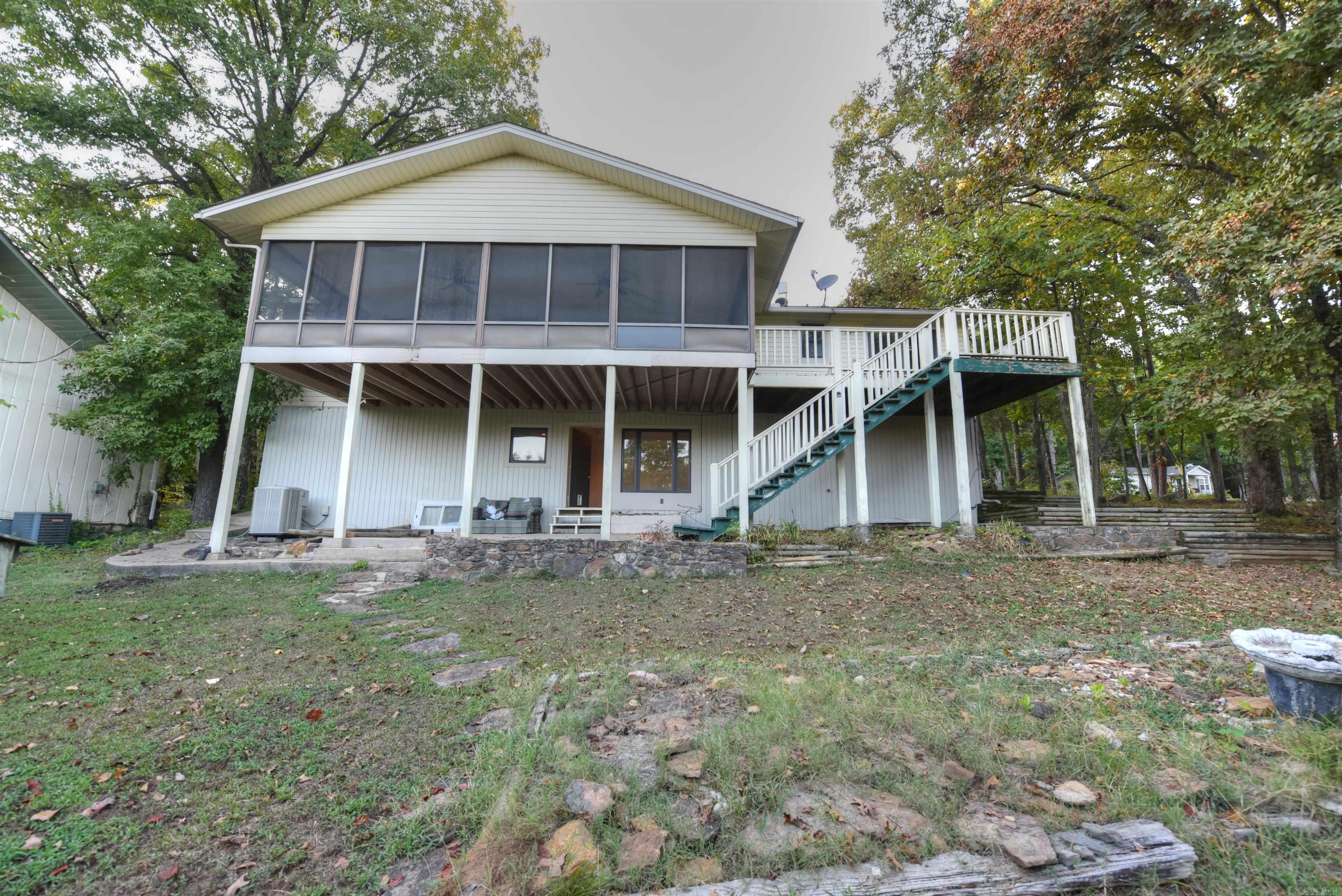 LAKEWOOD - Residential