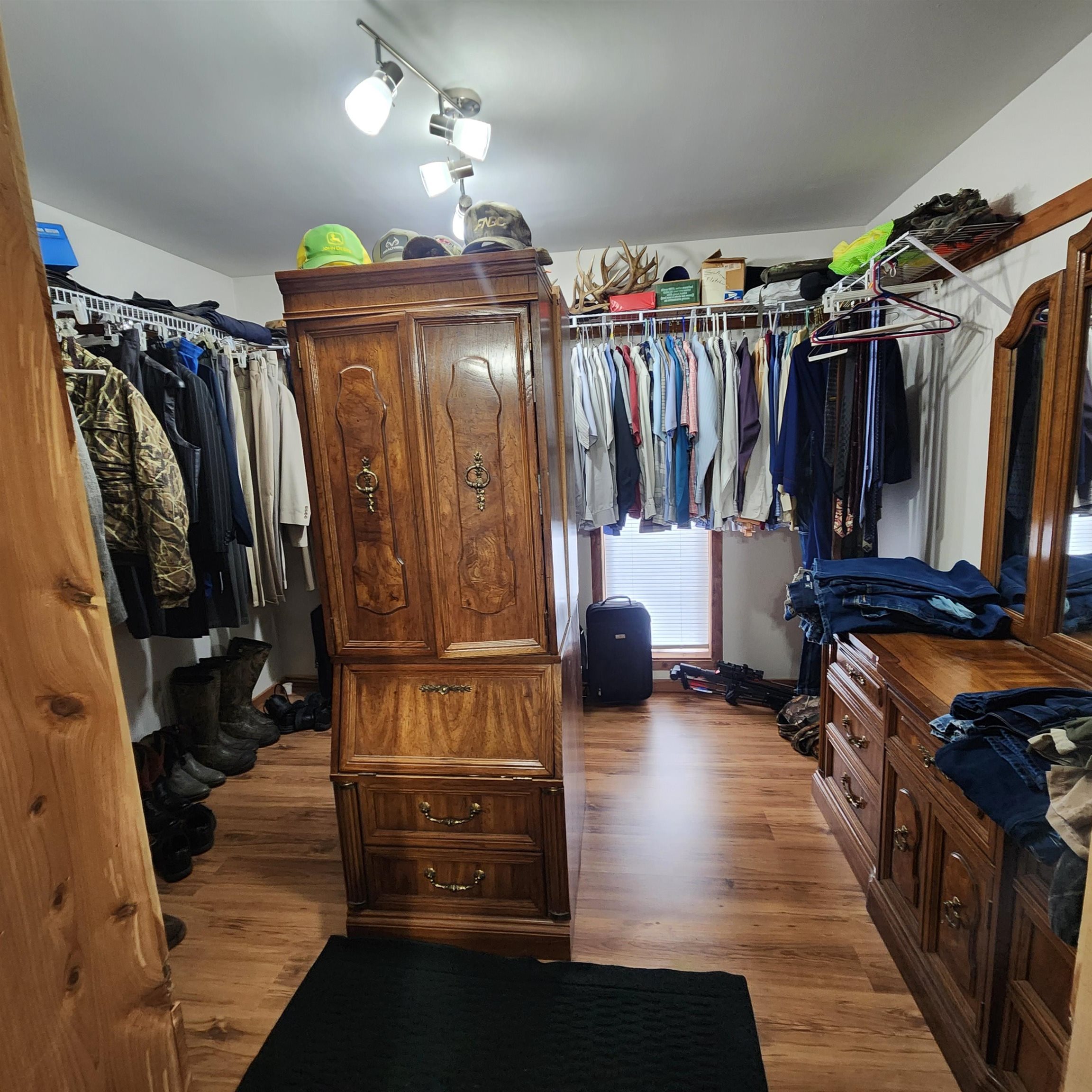 Metes & Bounds - Residential