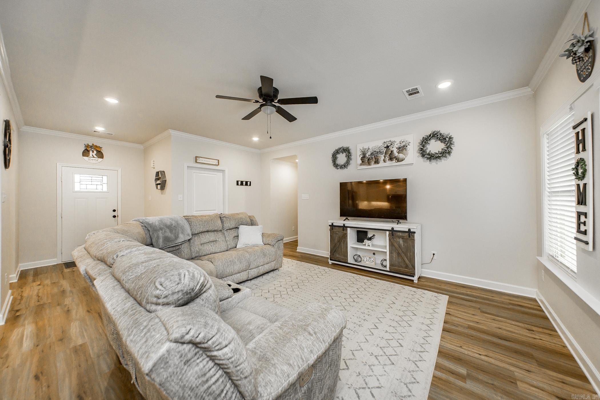 DEERFIELD ESTATES - Residential