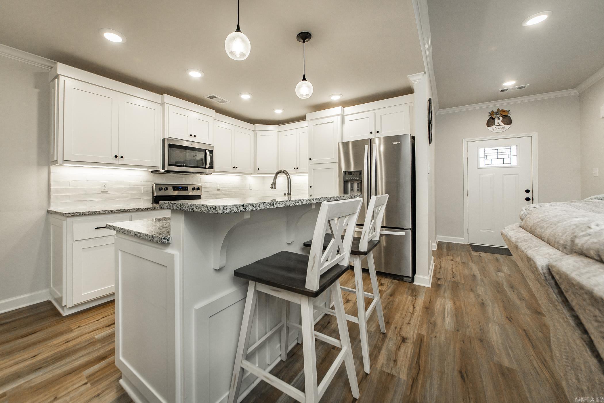 DEERFIELD ESTATES - Residential