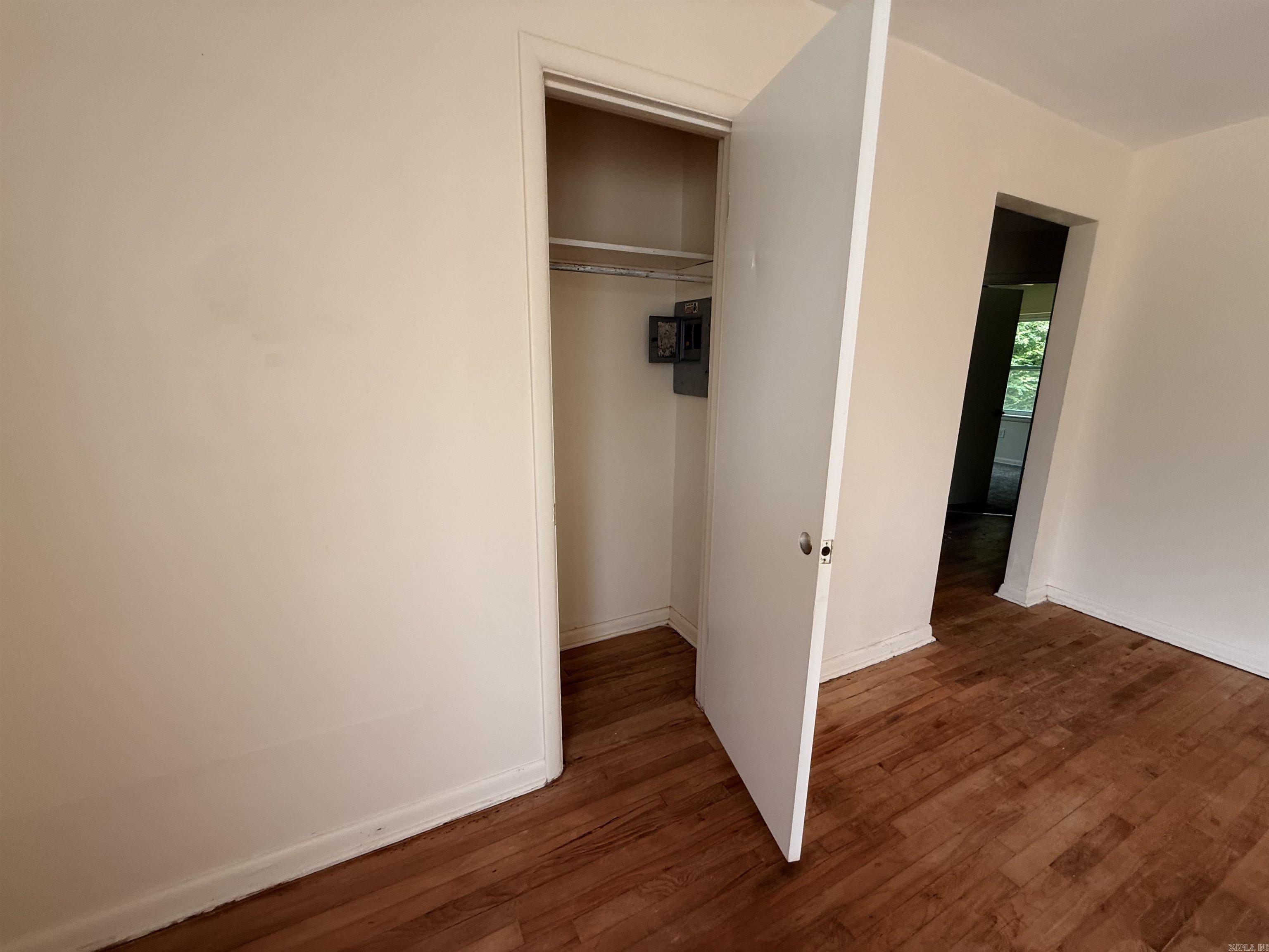 SIMPSON'S - Residential