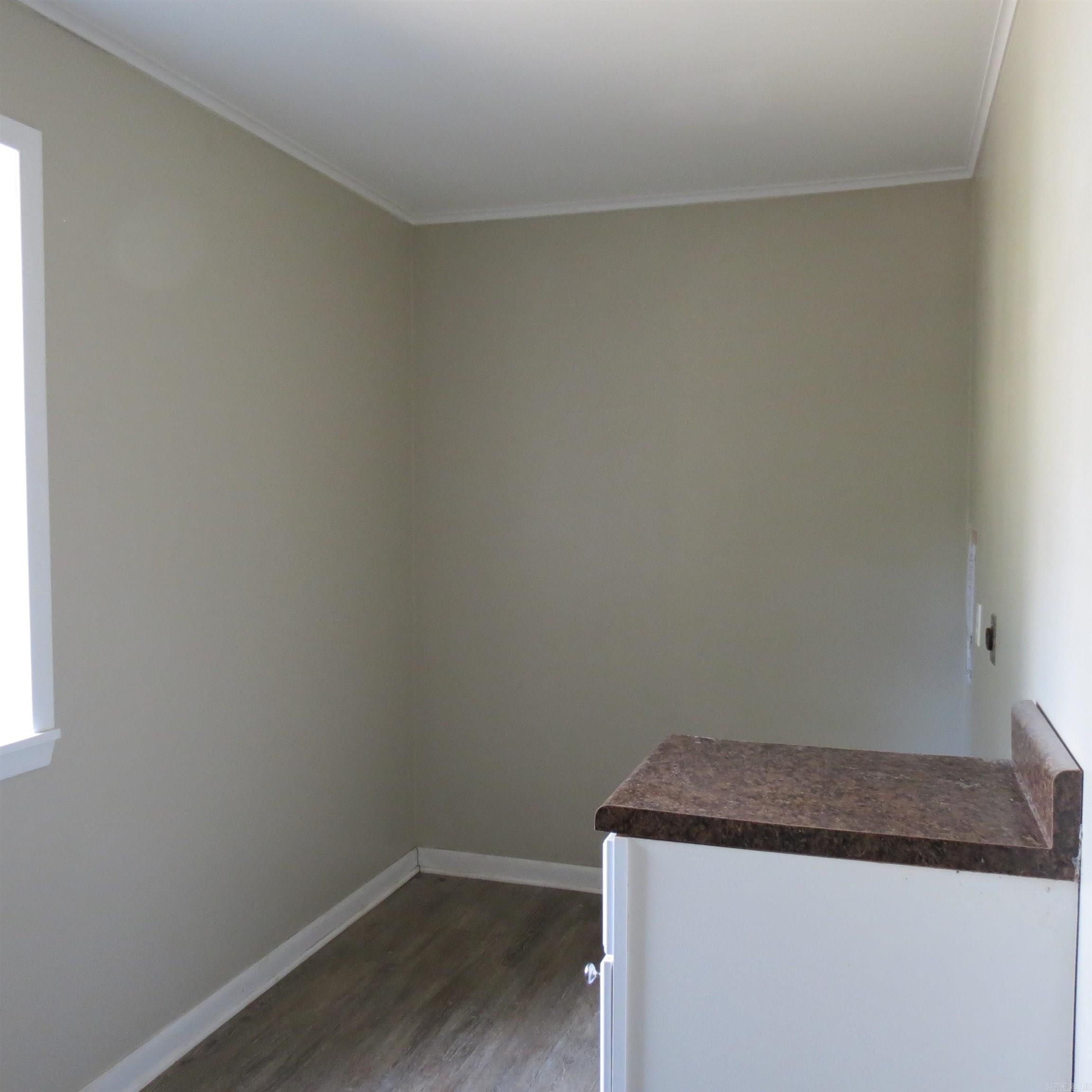 MCKEWENS - Residential