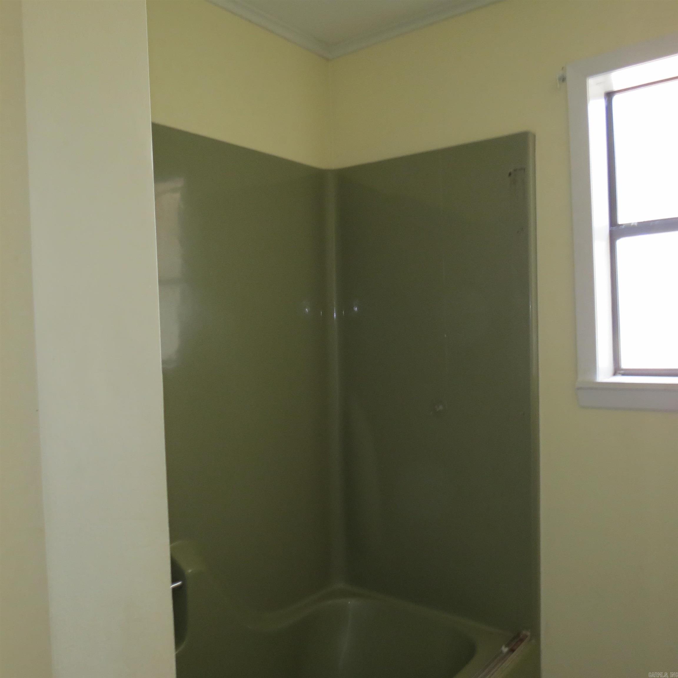 MCKEWENS - Residential