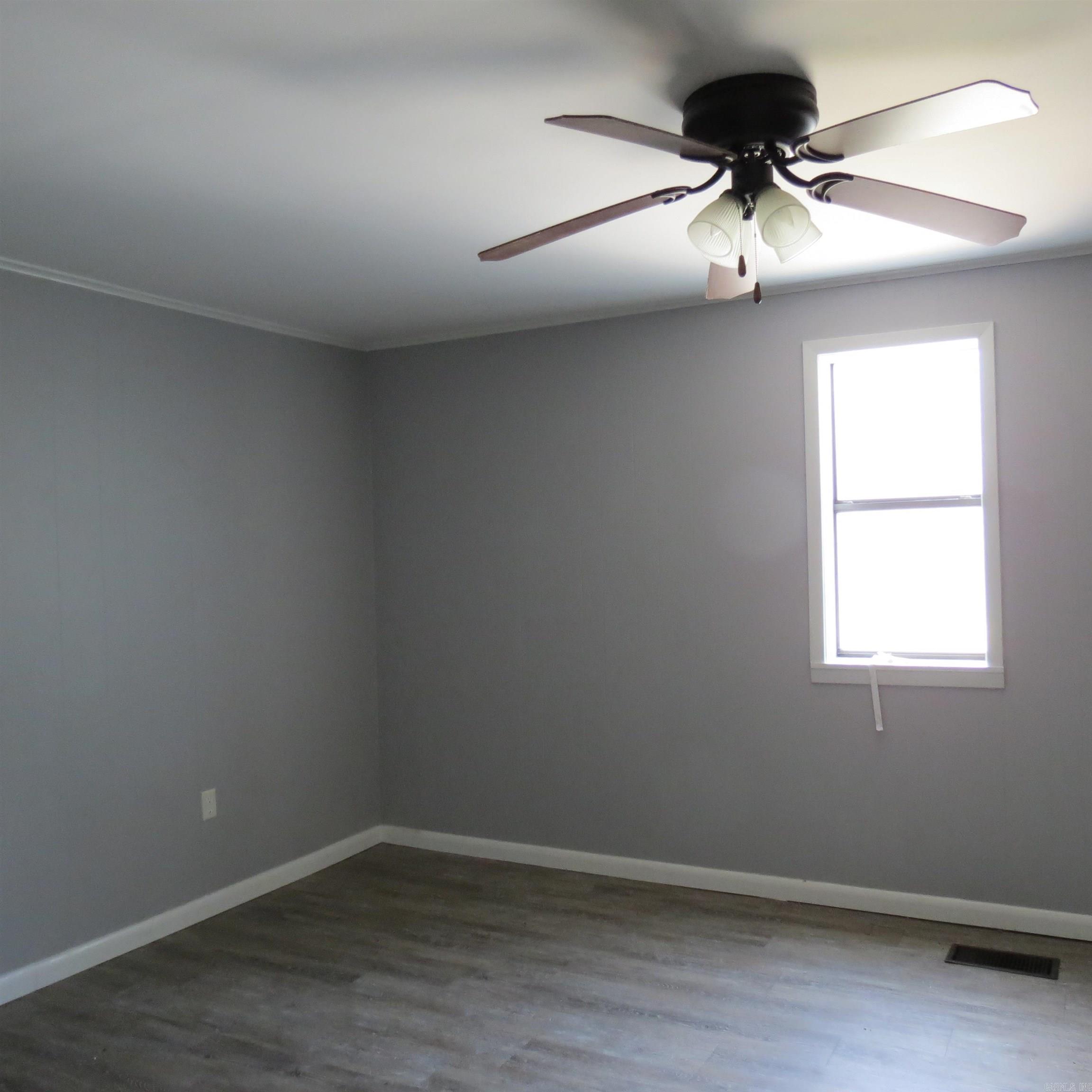 MCKEWENS - Residential