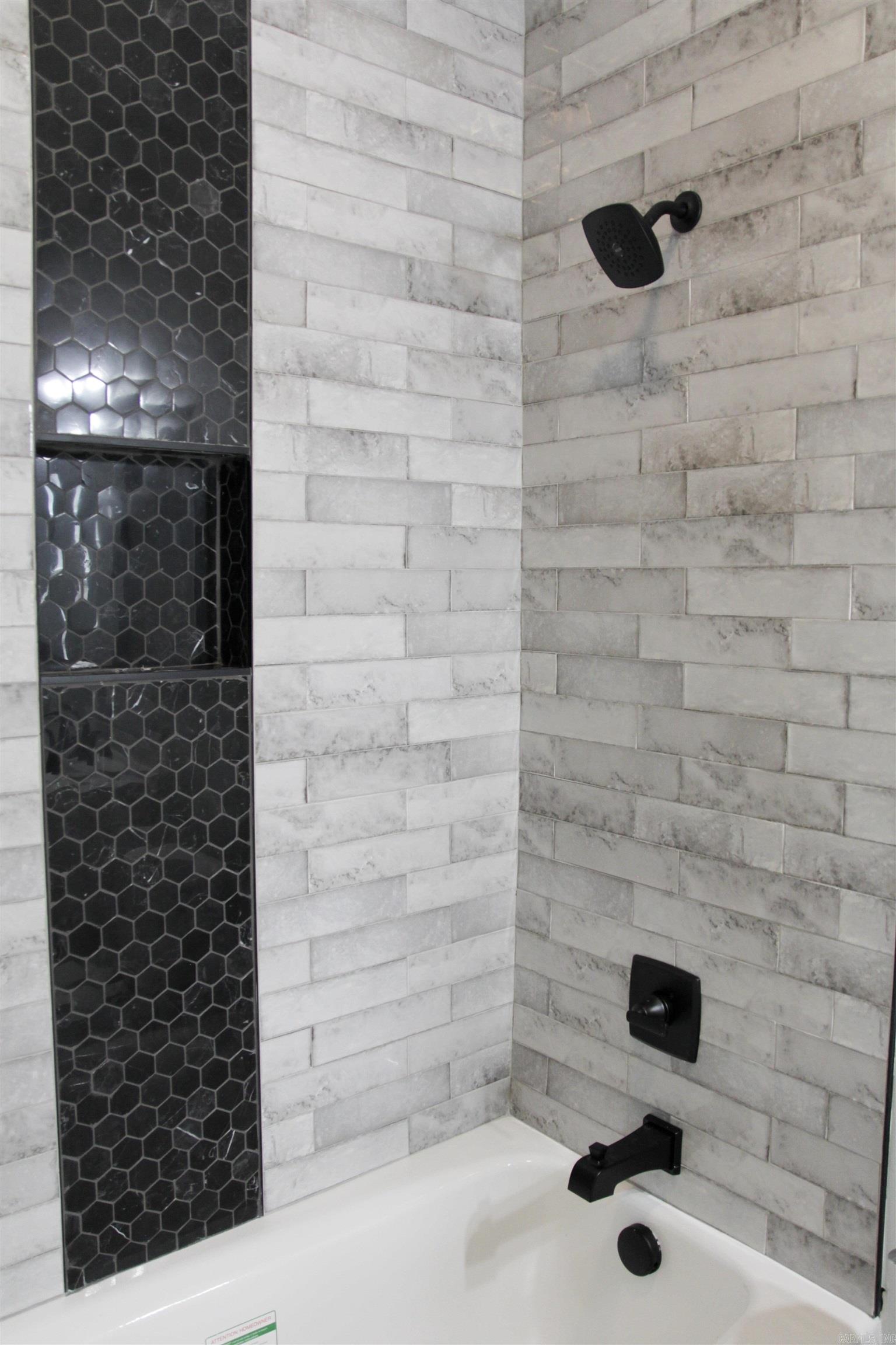 Pulaski Heights - Residential Lease