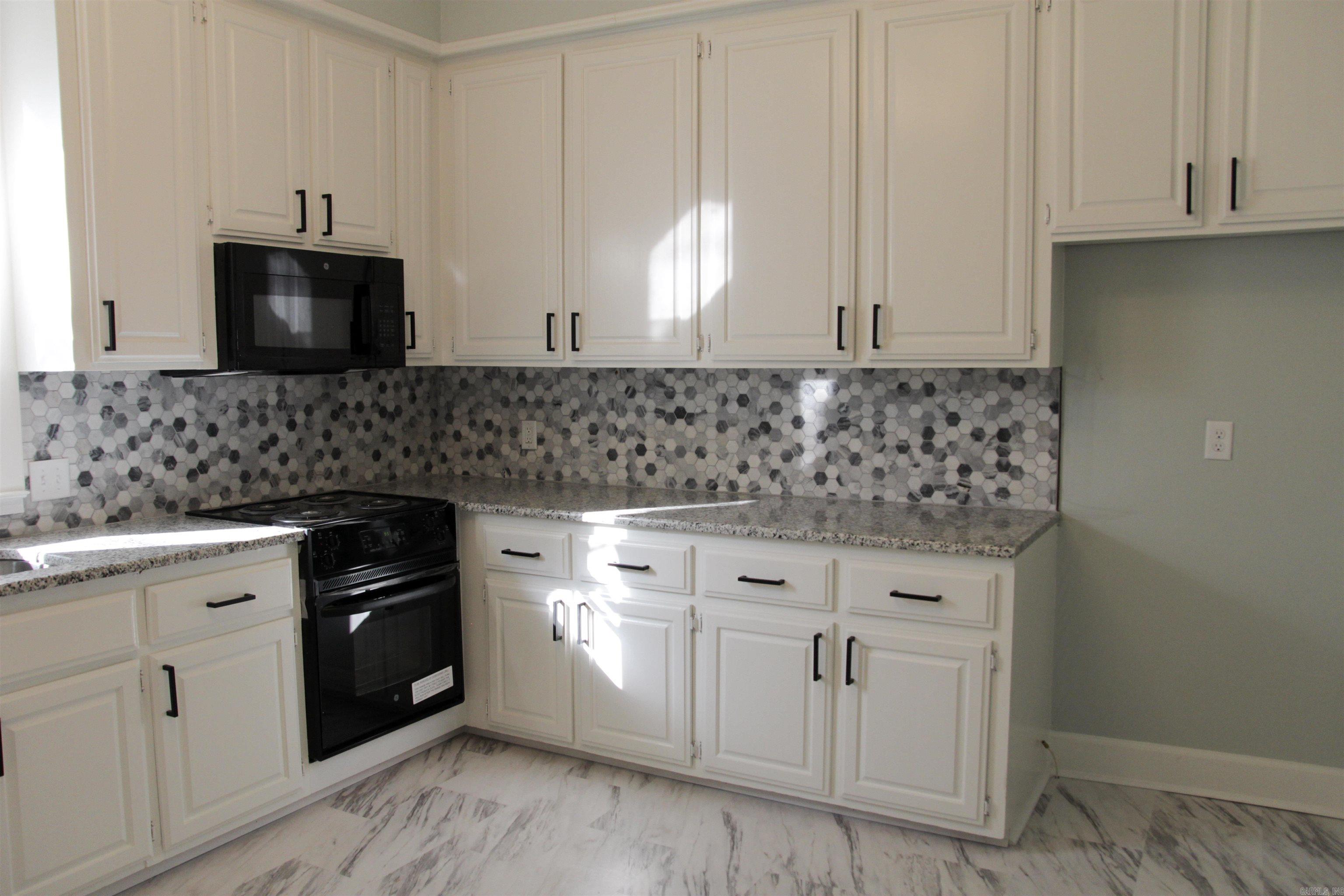 Pulaski Heights - Residential Lease