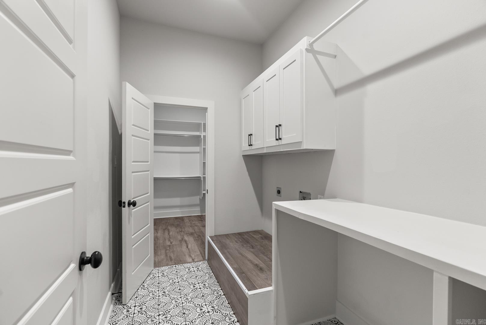 HURRICANE LAKE VILLA ESTATES - Residential