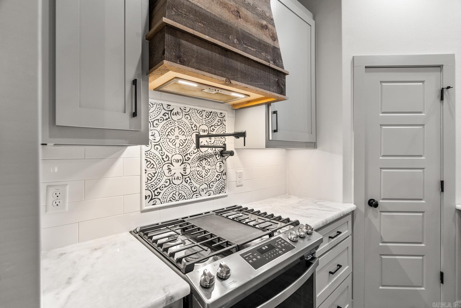 HURRICANE LAKE VILLA ESTATES - Residential