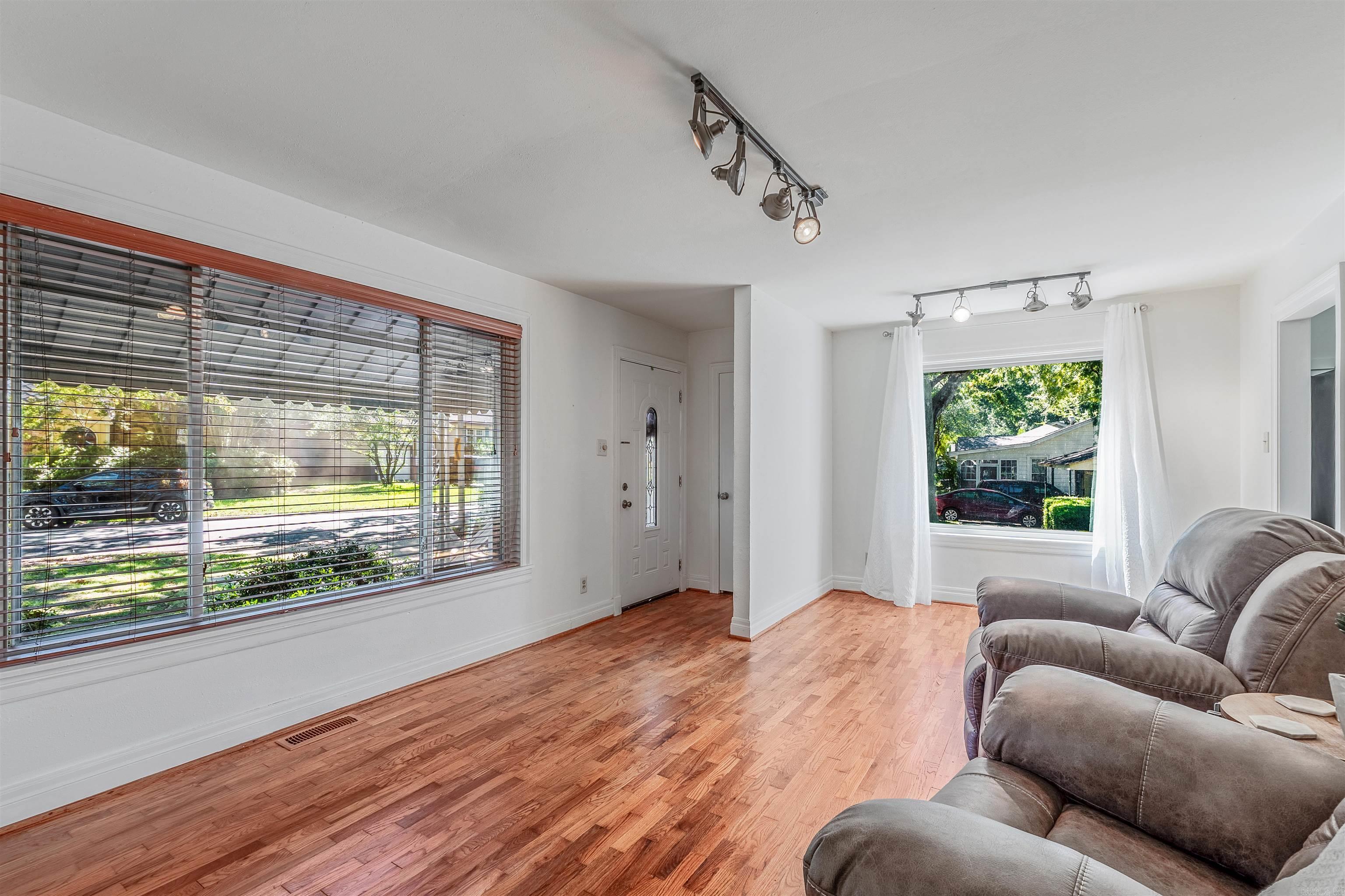 PARK HILL - Residential