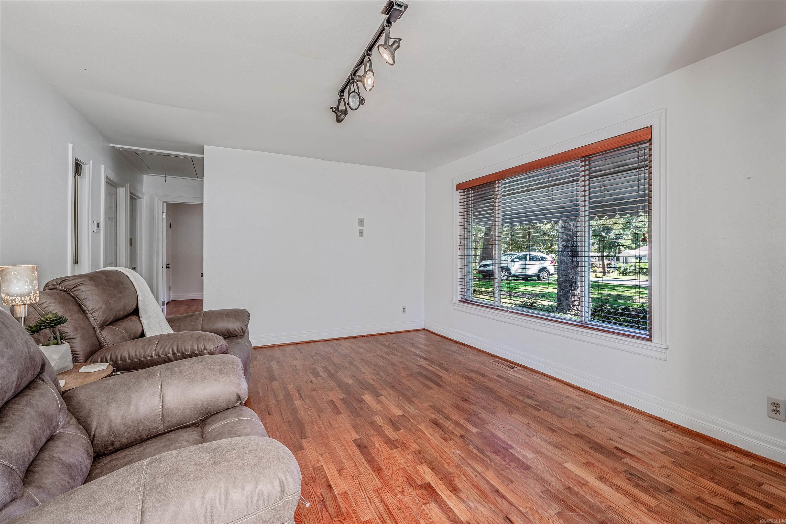 PARK HILL - Residential