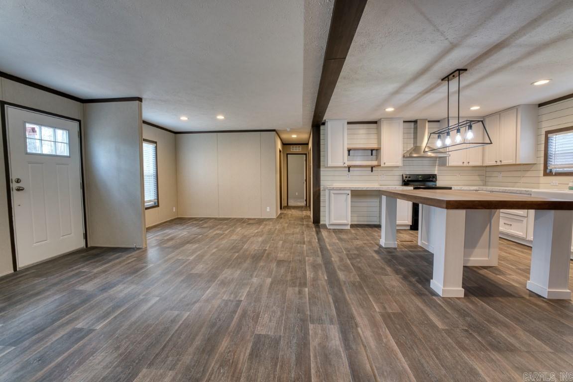 EDGEWOOD VILLAGE - Residential