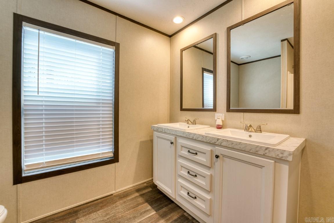 EDGEWOOD VILLAGE - Residential