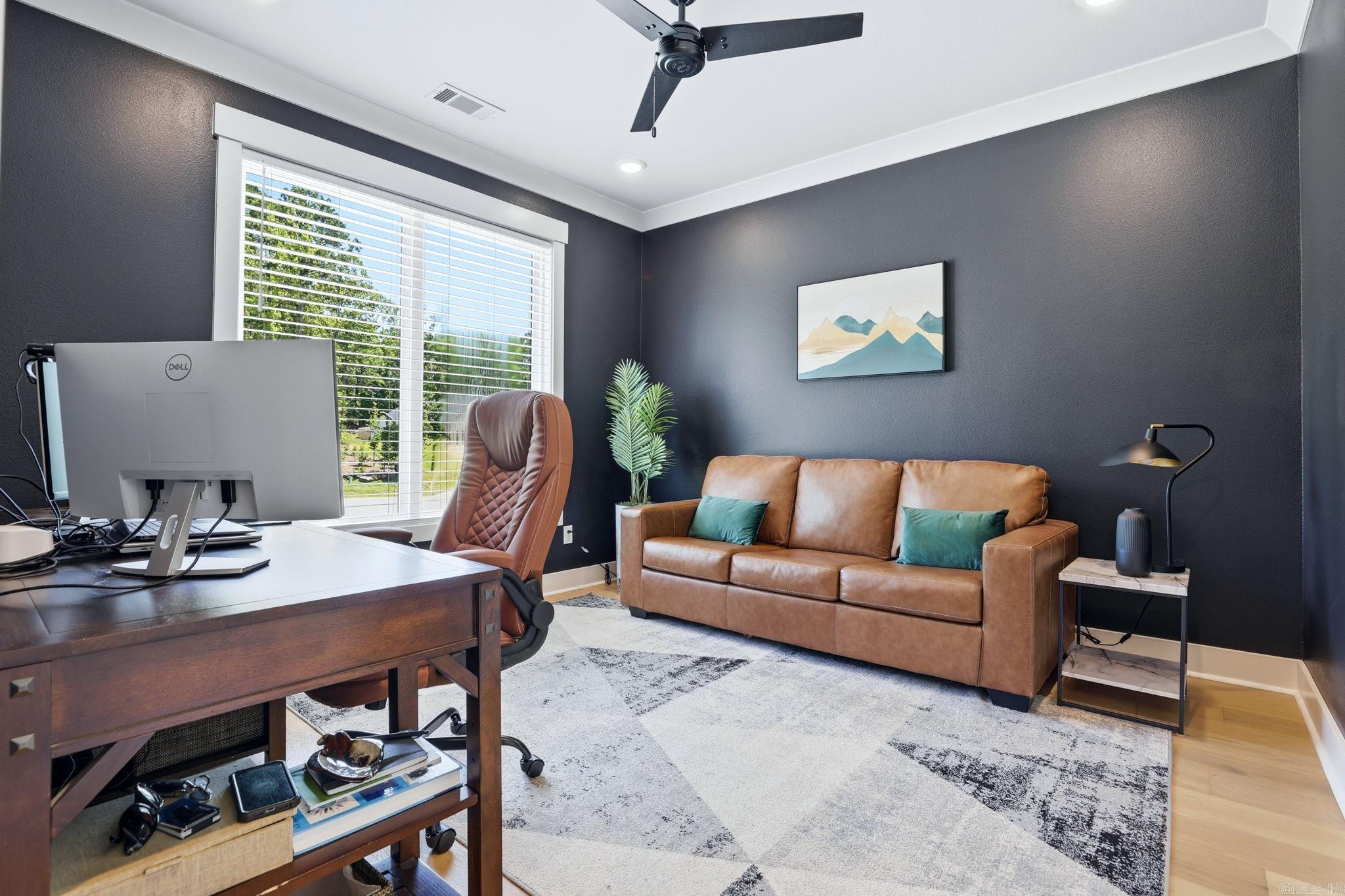 HAZEL OAK - Residential