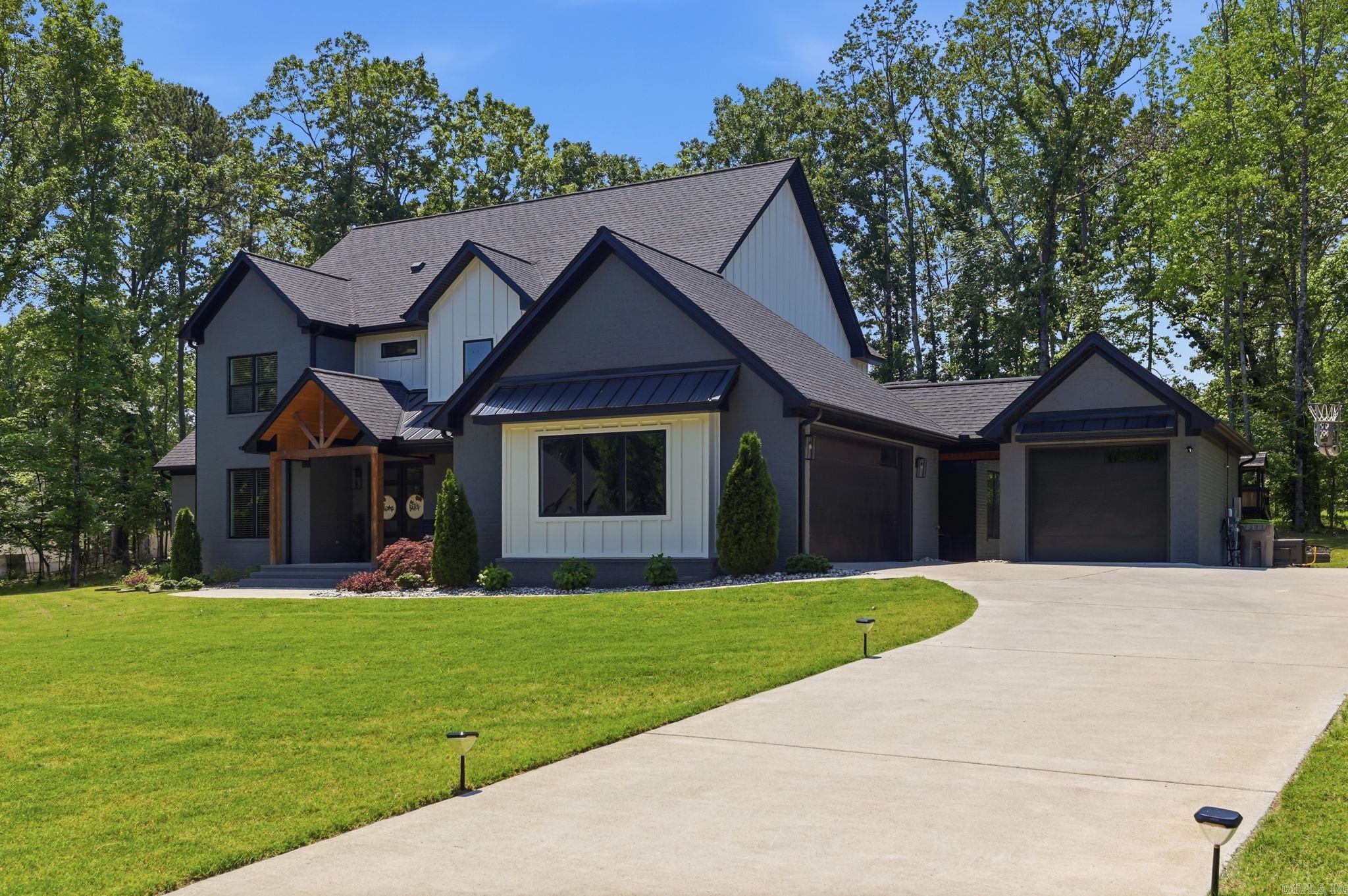 HAZEL OAK - Residential