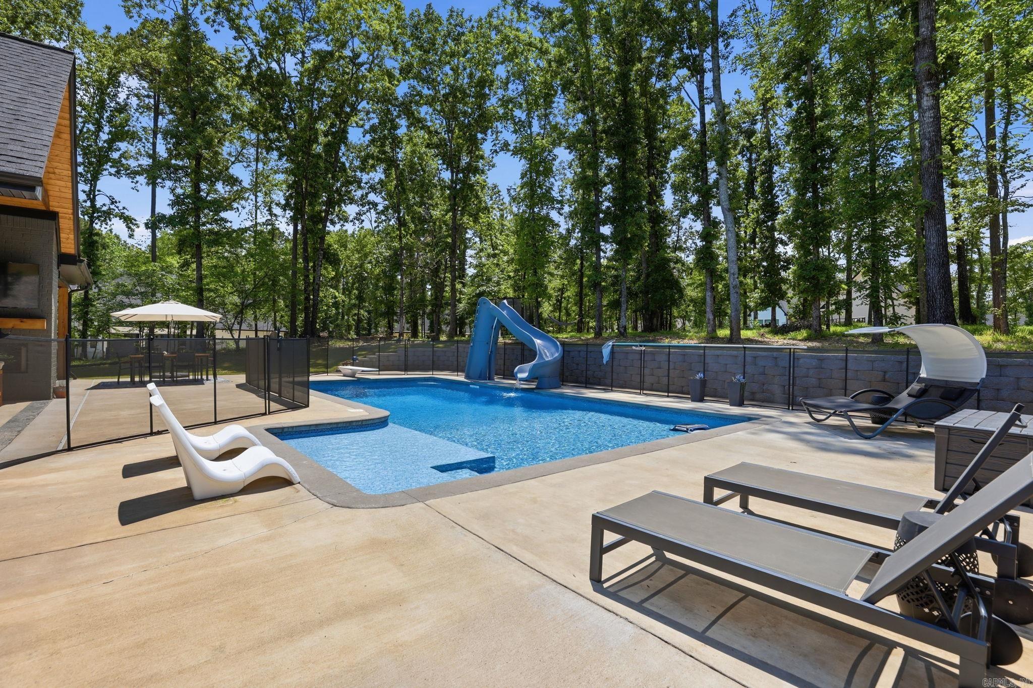 HAZEL OAK - Residential