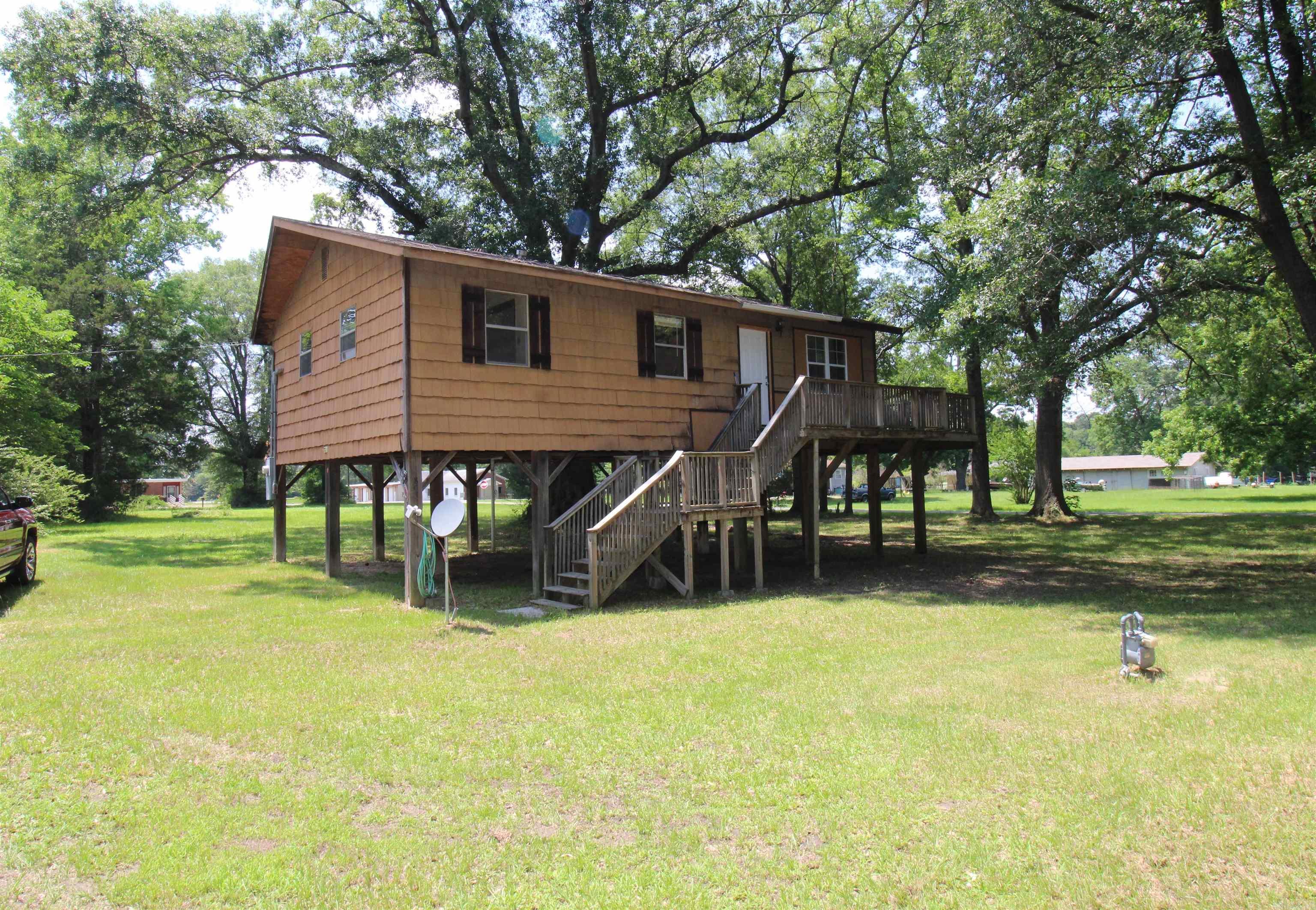 What a unique home in Leola*Sheridan Schools*cute as a button*reasonably priced*city sewer*rustic look*nice size rooms*roof approx. 8 years old*termite clearance letter available*1/2-acre lot*HUGE BACKYARD*natural gas and public water*nice quiet street*portable air units*no heat buy can easily add natural gas space heaters*