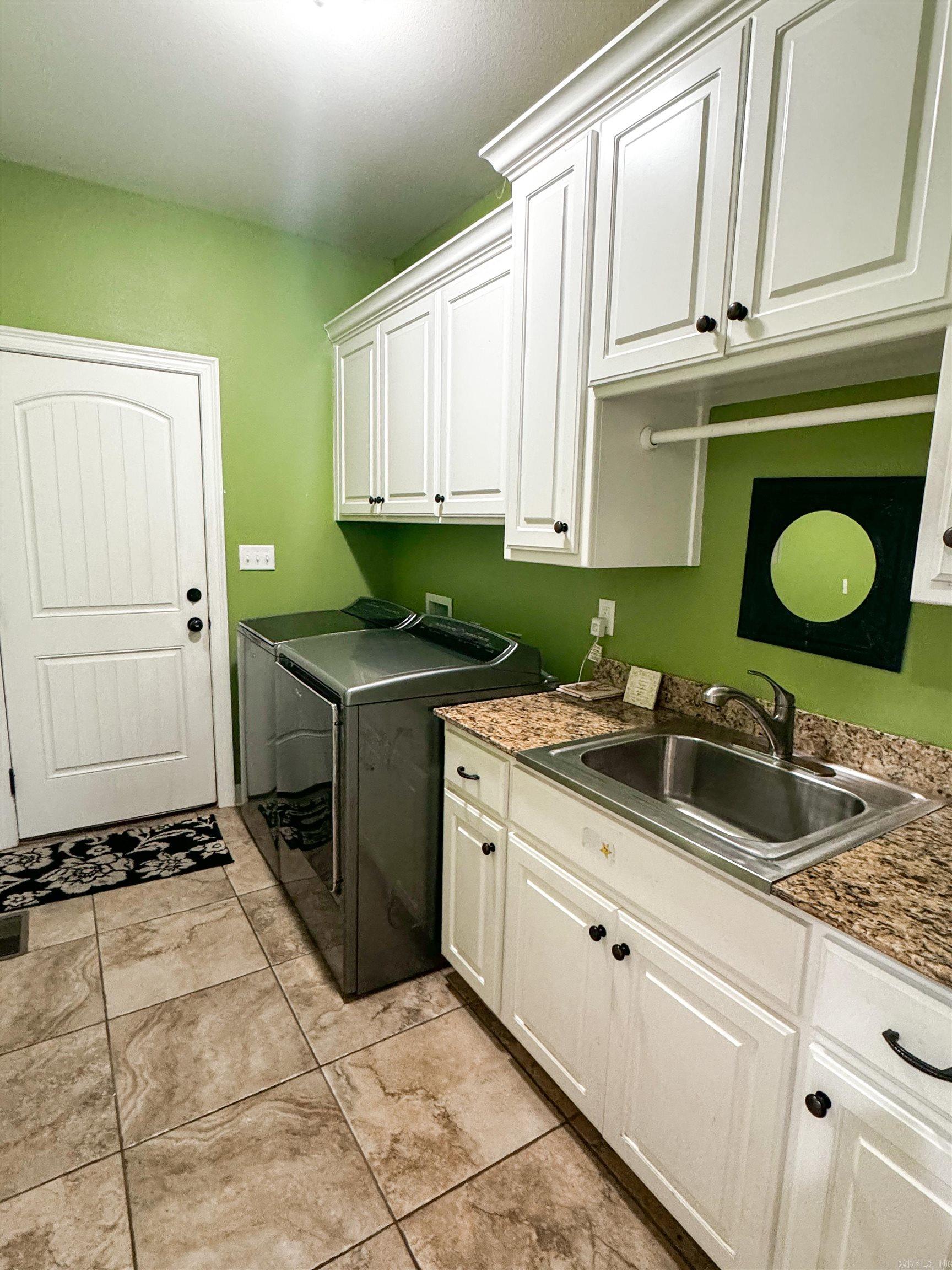 ROLLING MEADOWS (UNREC) - Residential