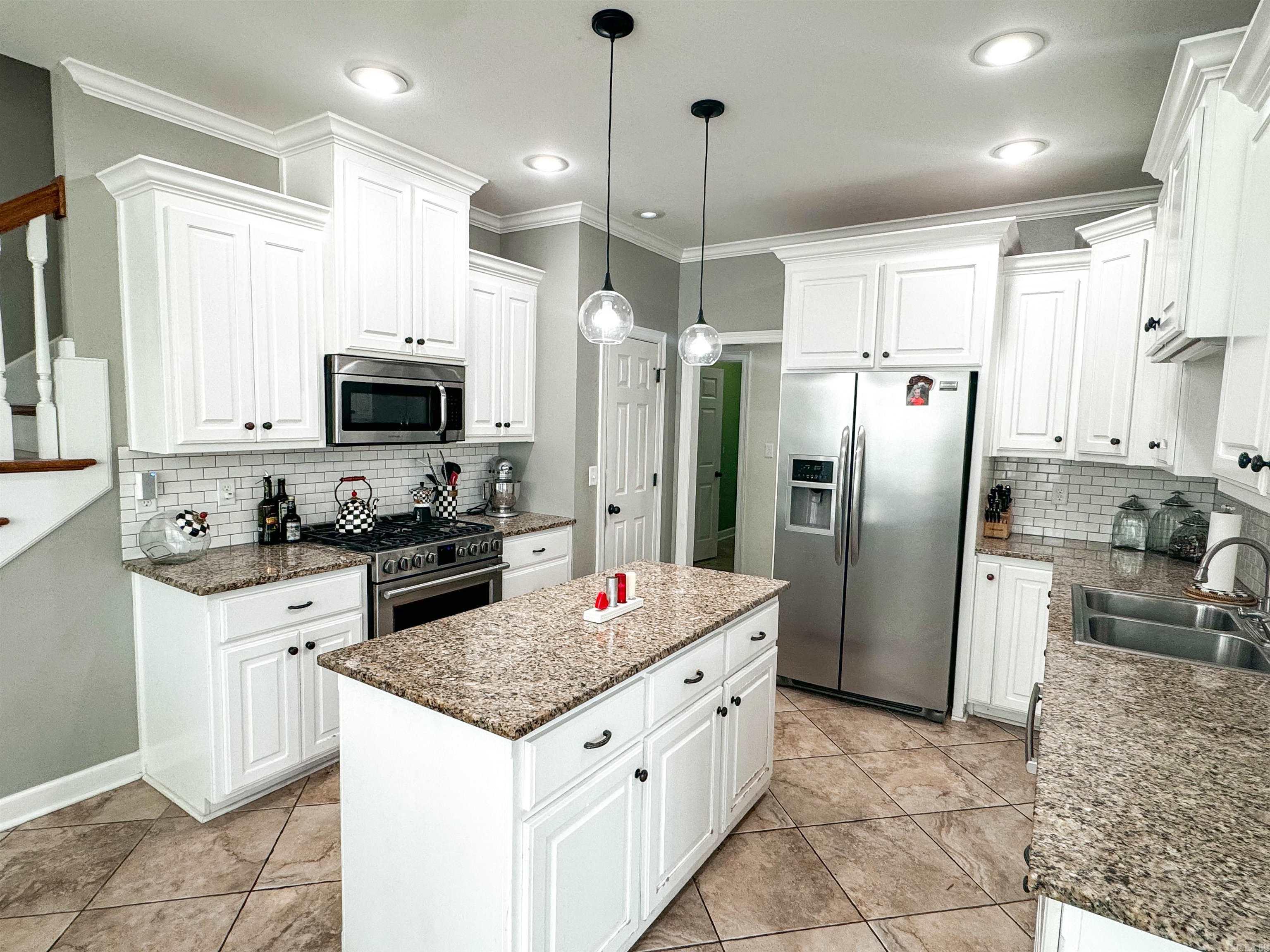 ROLLING MEADOWS (UNREC) - Residential