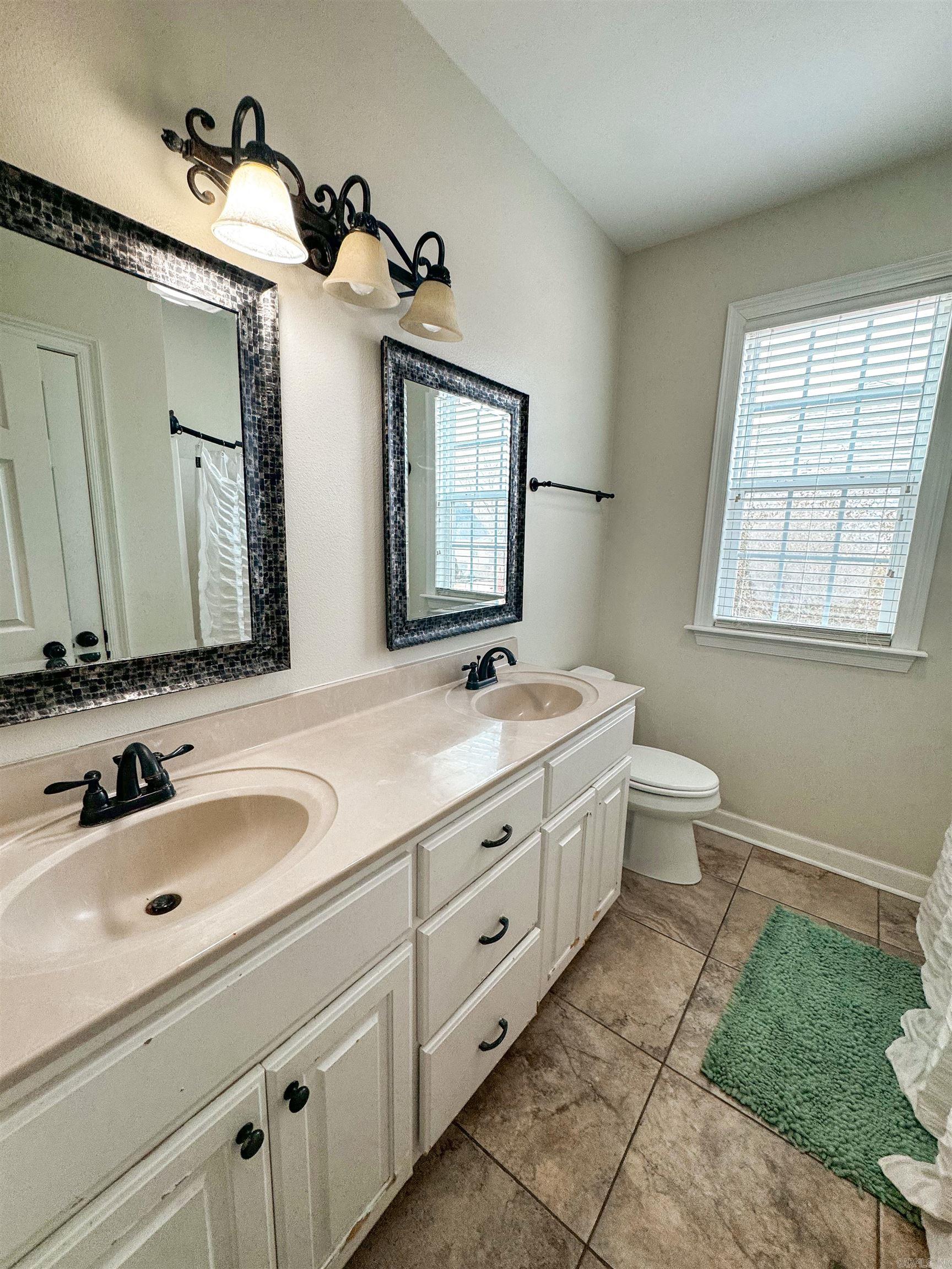 ROLLING MEADOWS (UNREC) - Residential