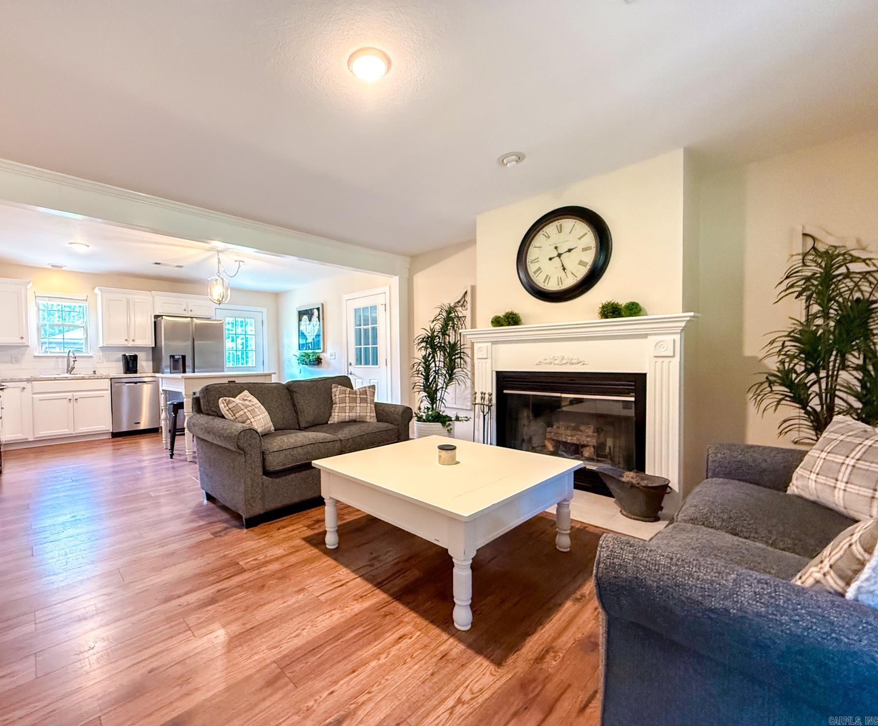 SILLS PENINSULA - Residential