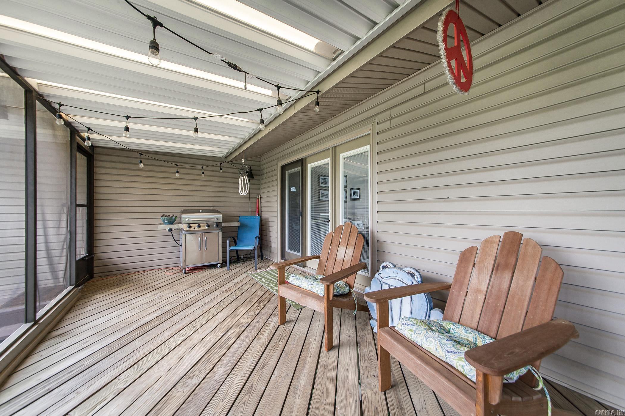 COUNTRY CLUB RIDGE TOWN - Residential