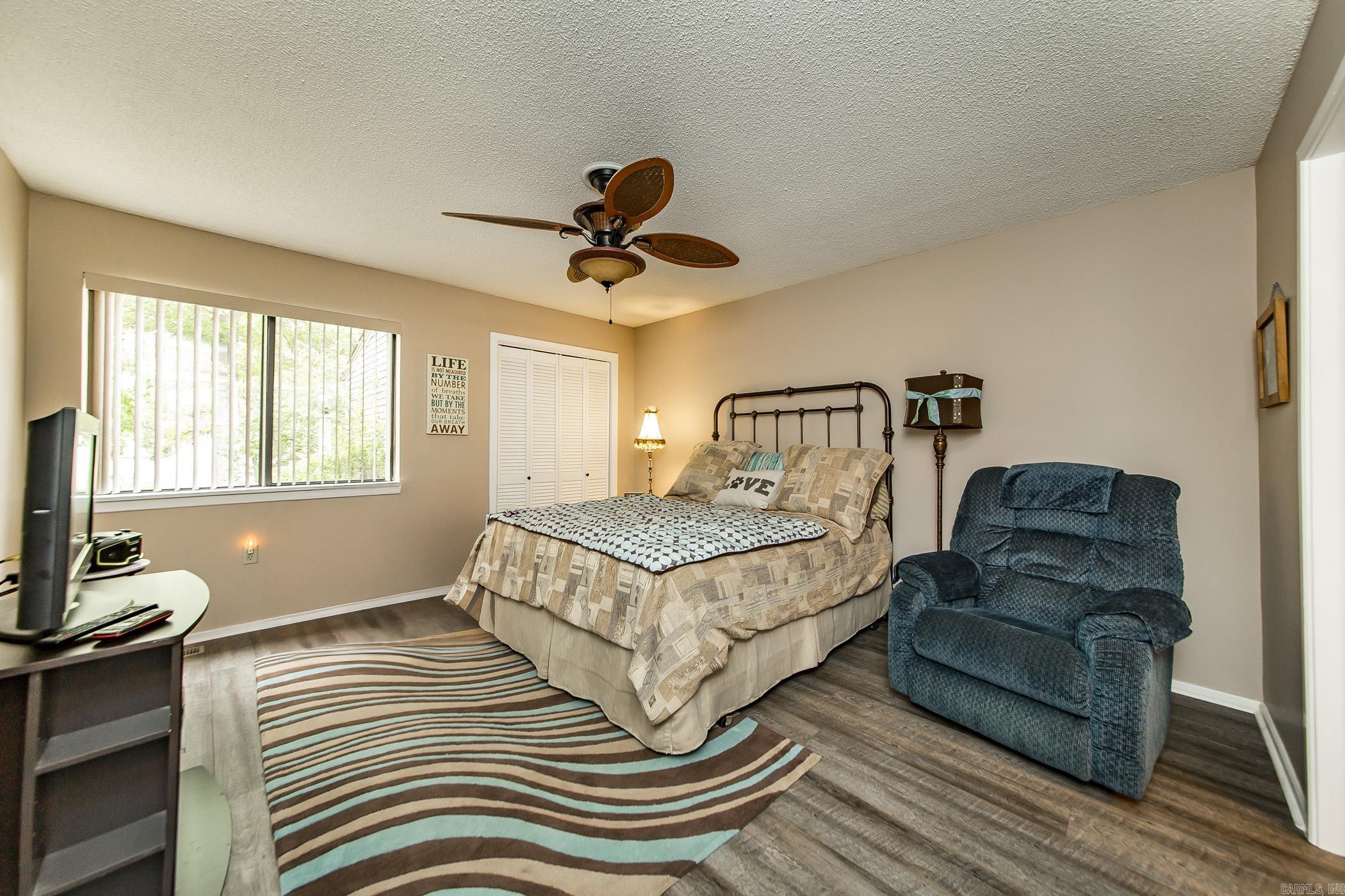 COUNTRY CLUB RIDGE TOWN - Residential