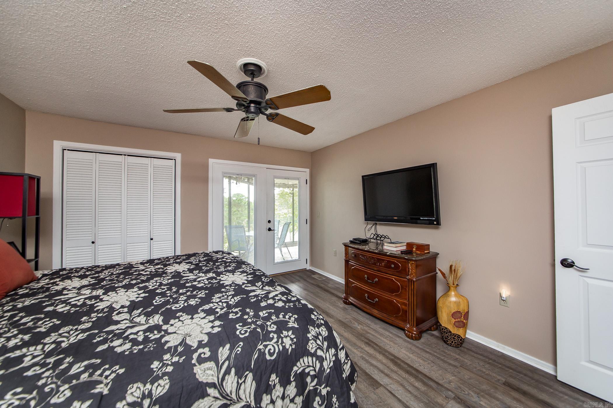 COUNTRY CLUB RIDGE TOWN - Residential