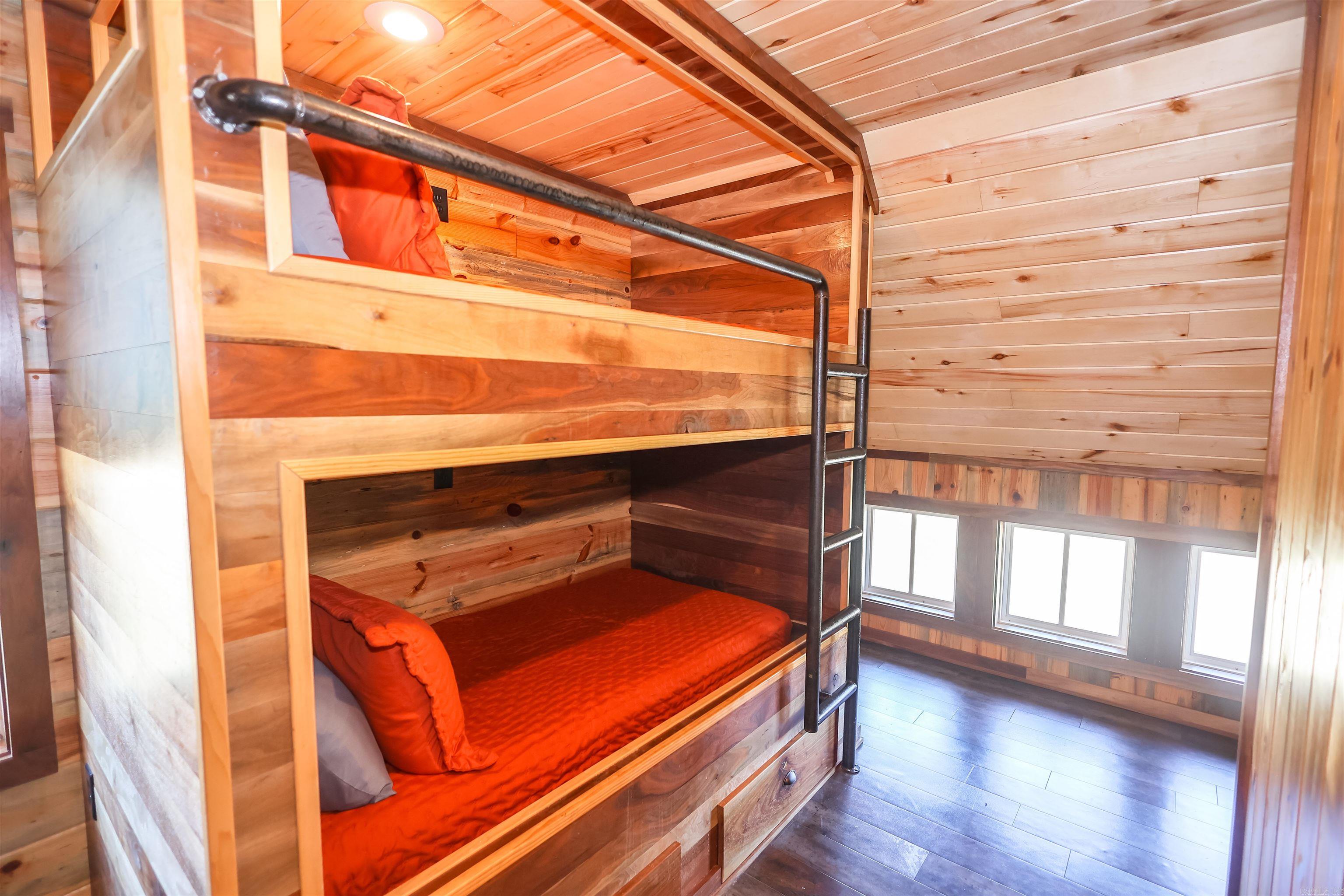 Jordans Bend at Caddos - Residential