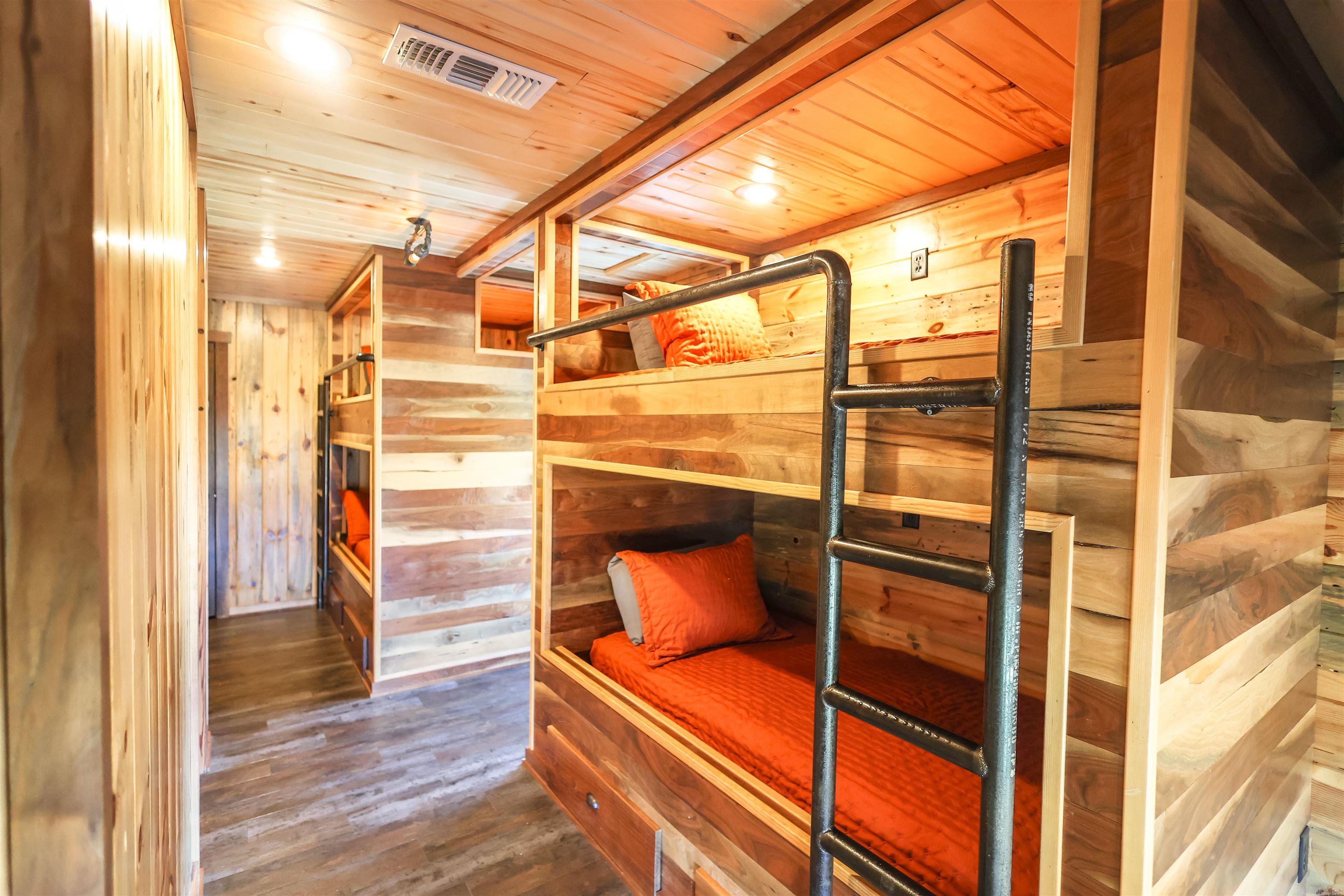 Jordans Bend at Caddos - Residential