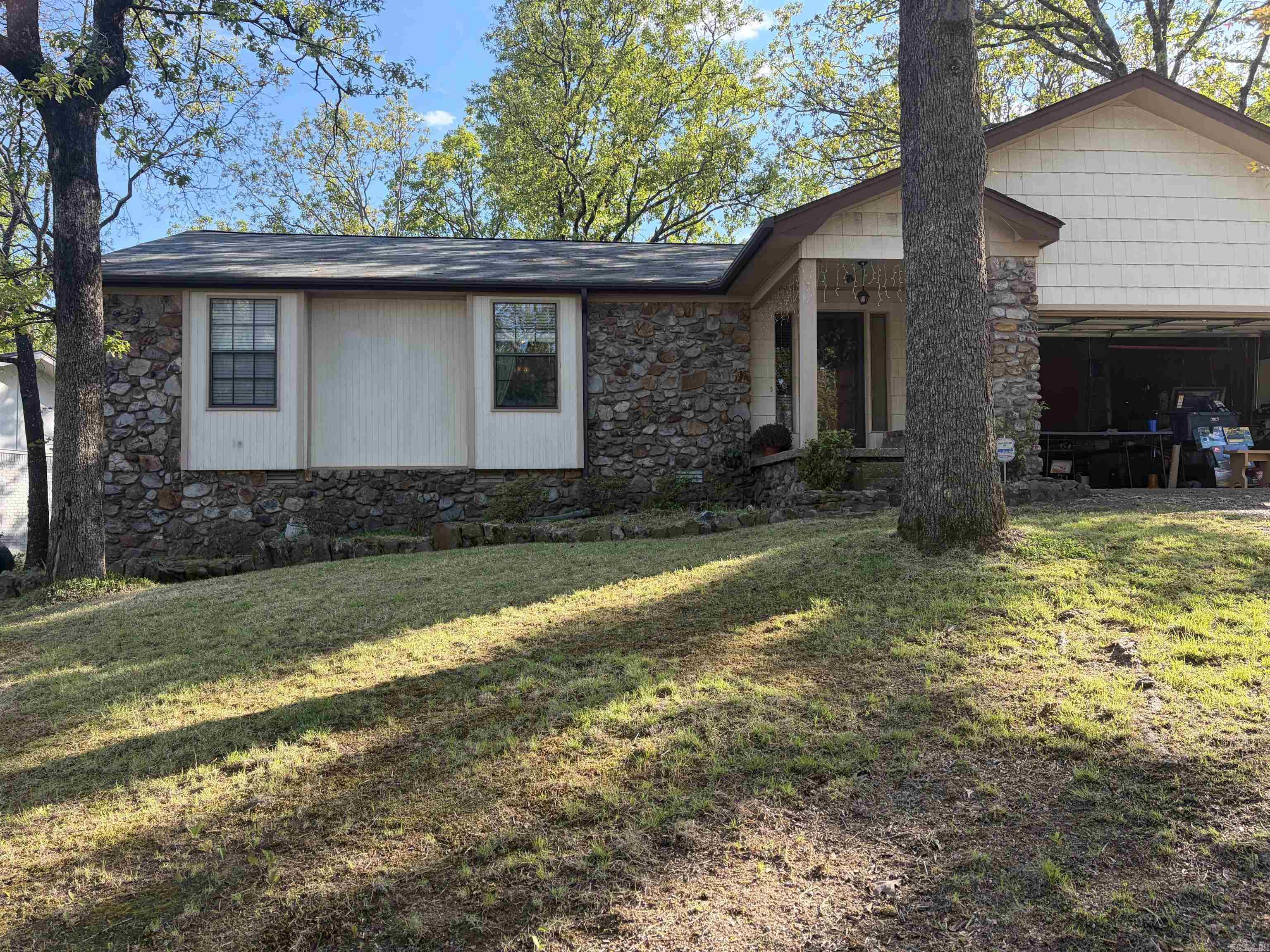 GREEN HILLS - Residential