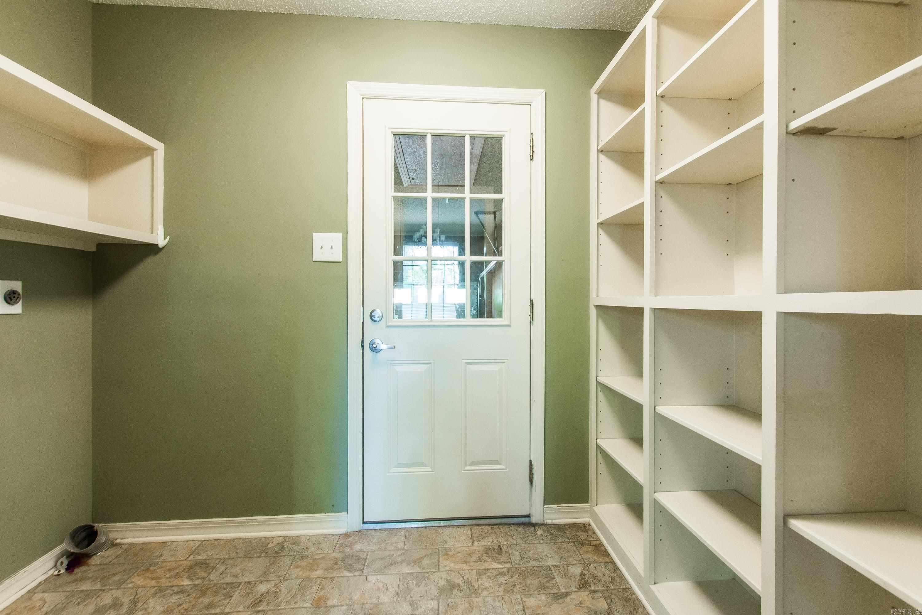 GREEN HILLS - Residential