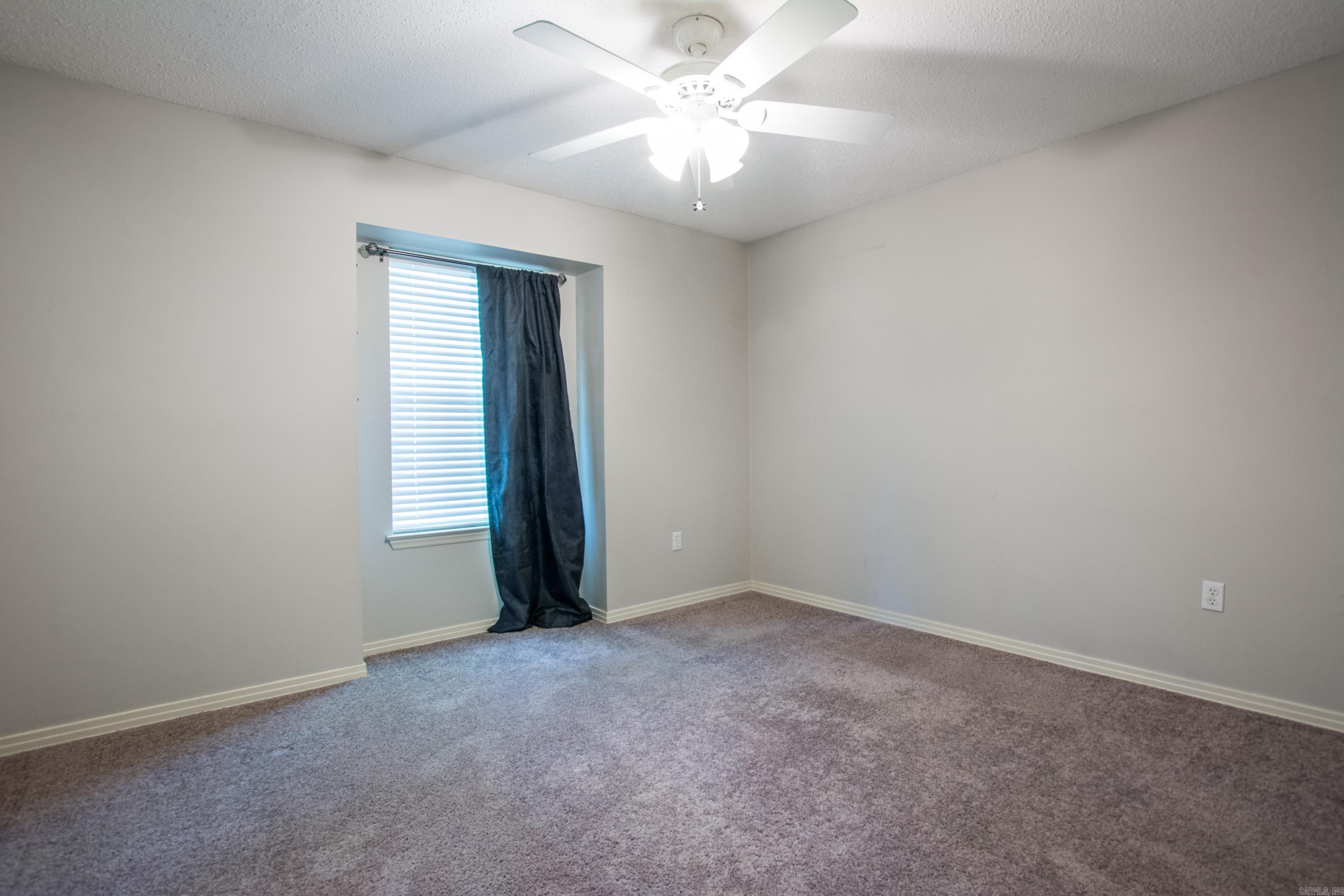 GREEN HILLS - Residential