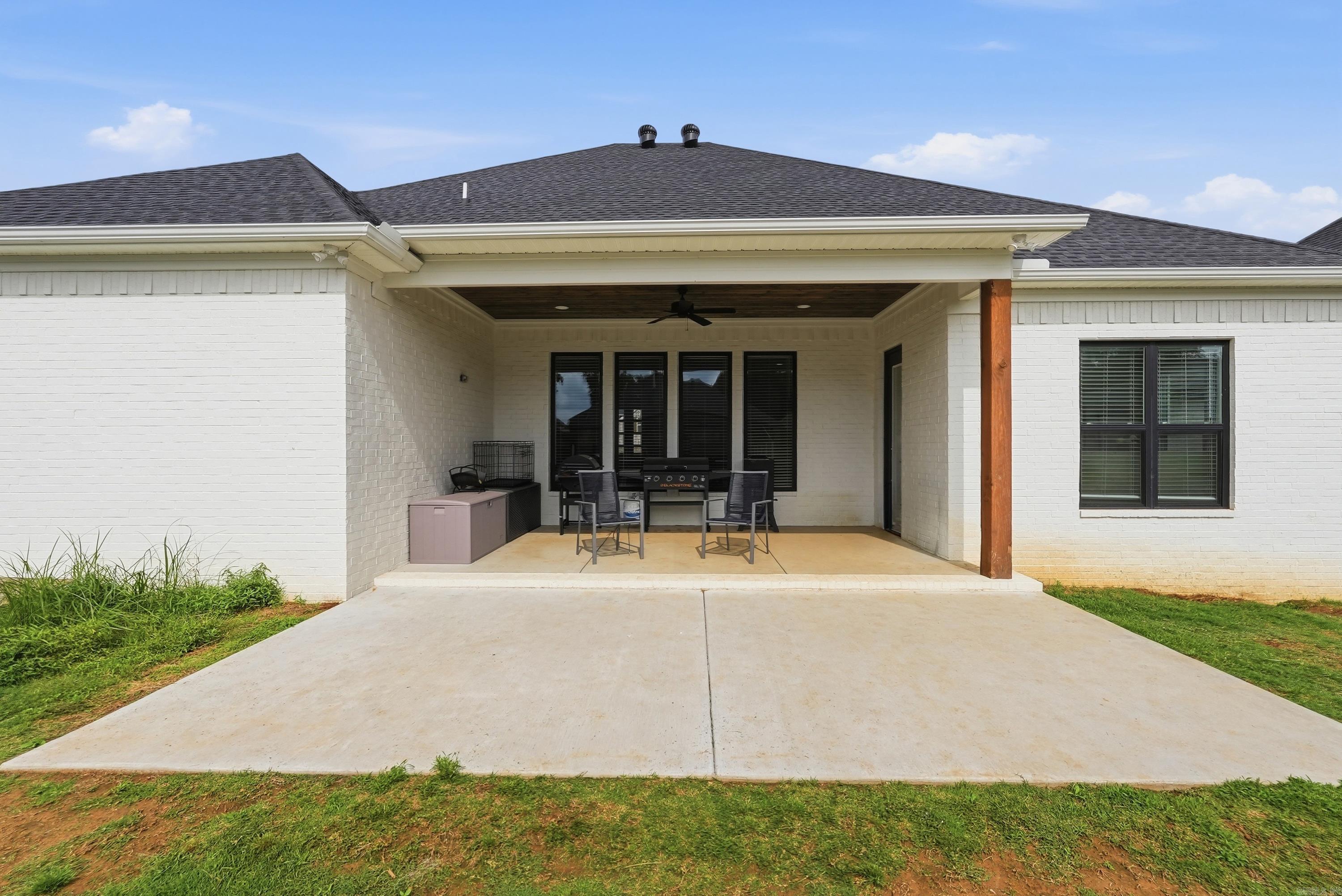 IVY PLACE - Residential