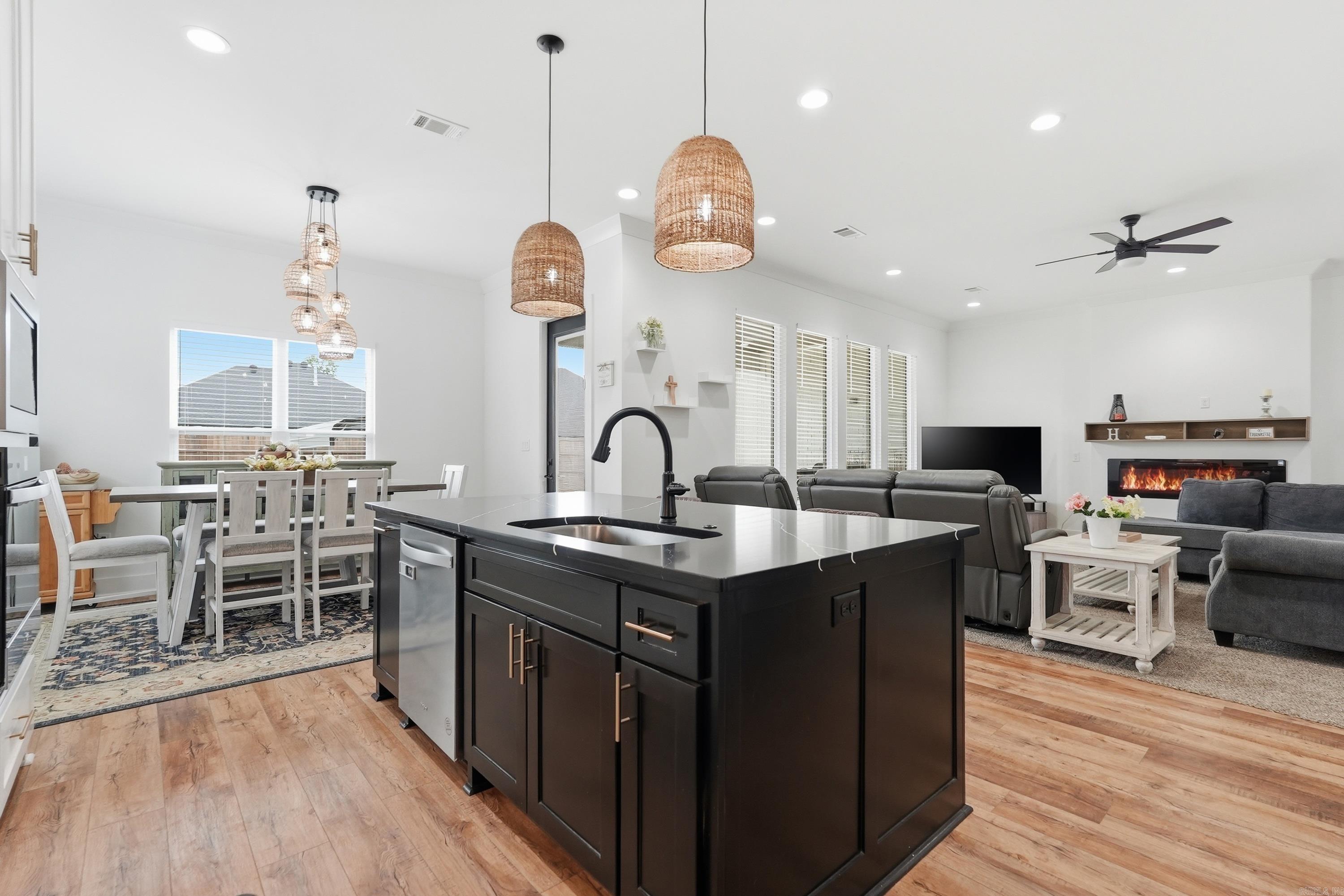 IVY PLACE - Residential