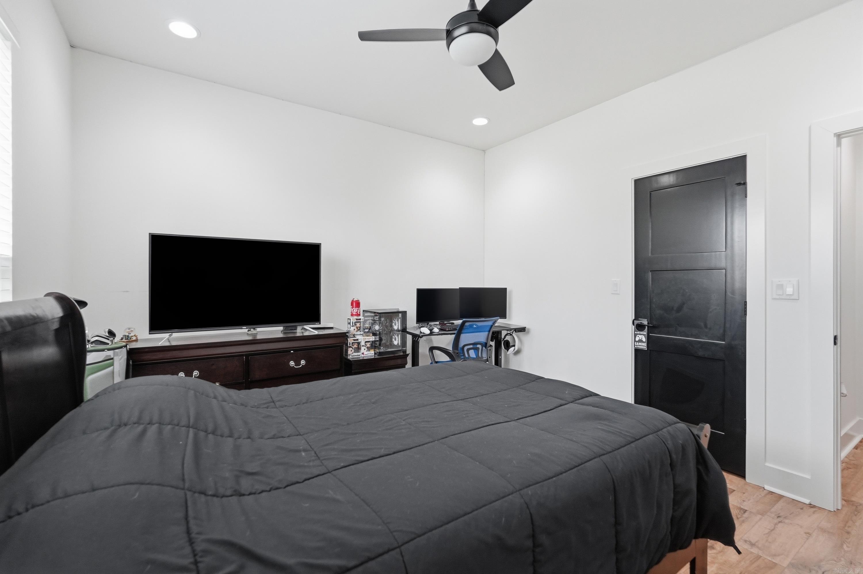 IVY PLACE - Residential