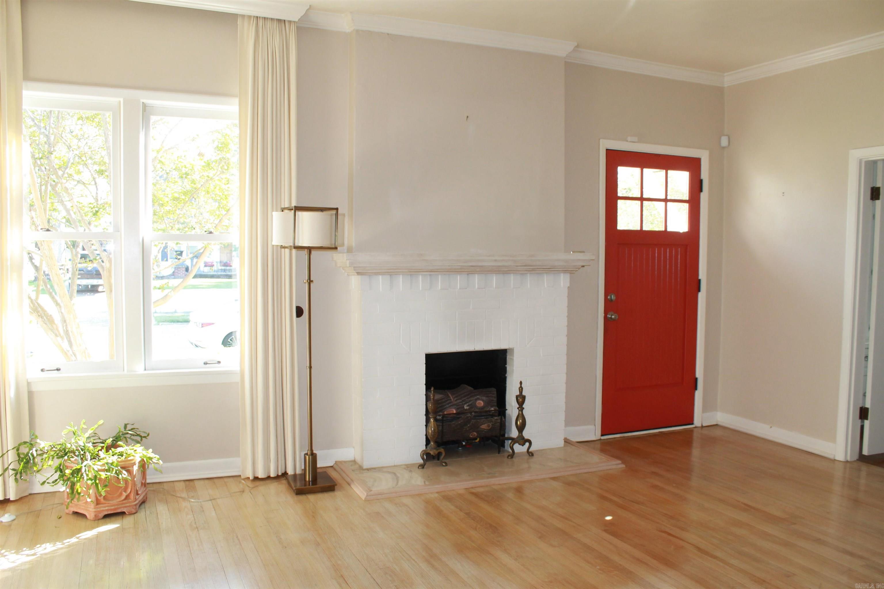 MELLORS 2ND - Residential