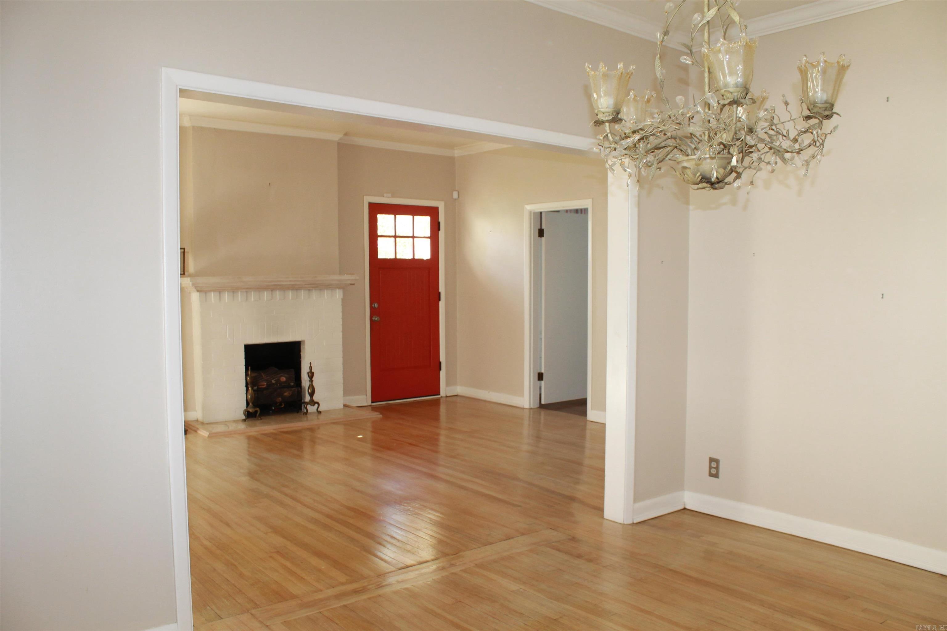 MELLORS 2ND - Residential