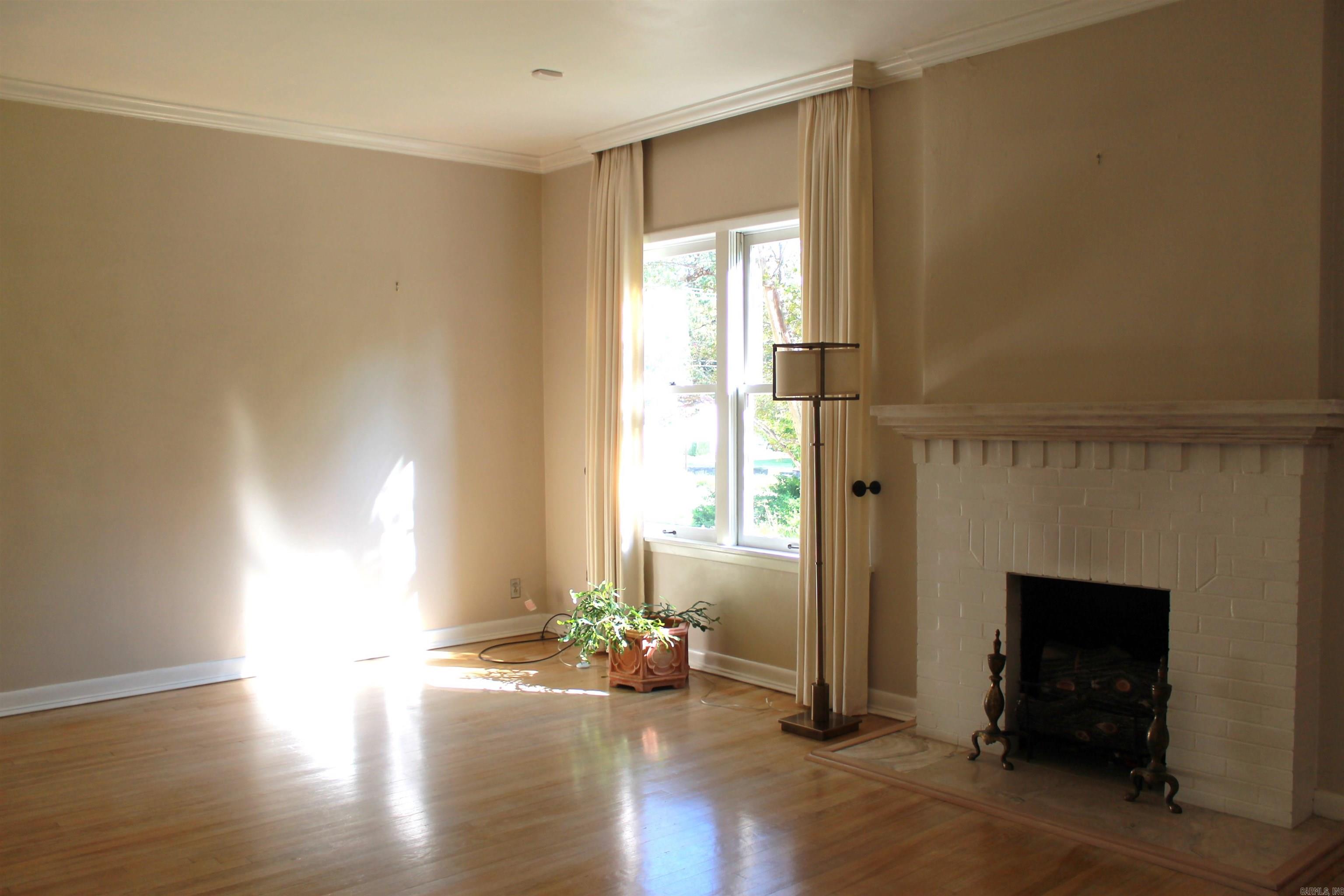 MELLORS 2ND - Residential
