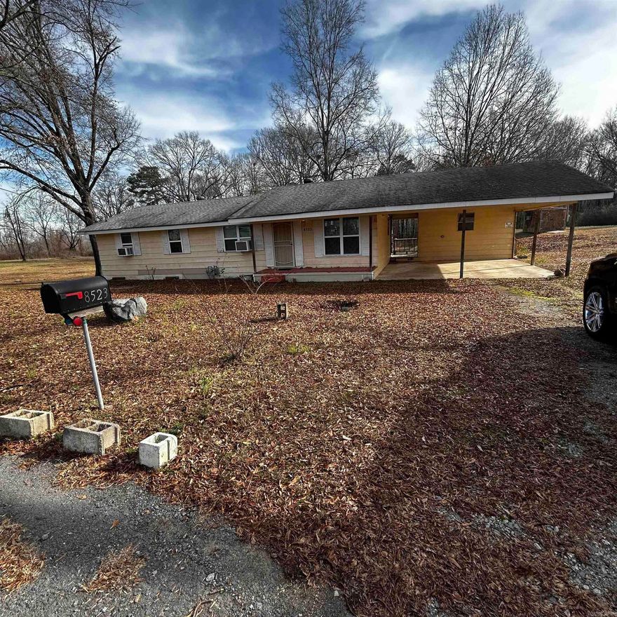 Good investment opportunity.The house is on 1 acre in a quiet area. The surrounding acres are available for sale separately. House is vacant with lockbox. Please use carport door for access.