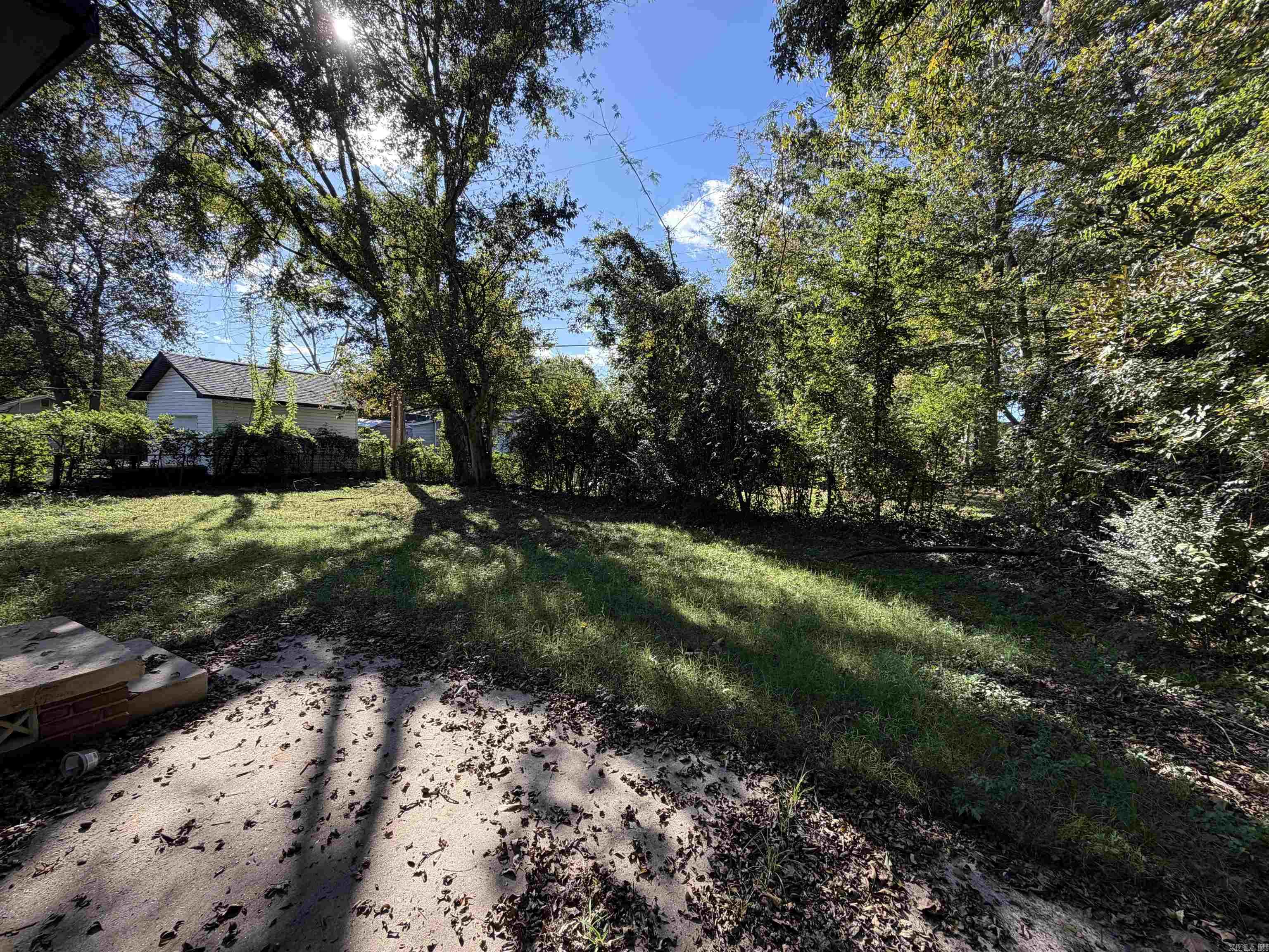 ROLLING HILLS - Residential