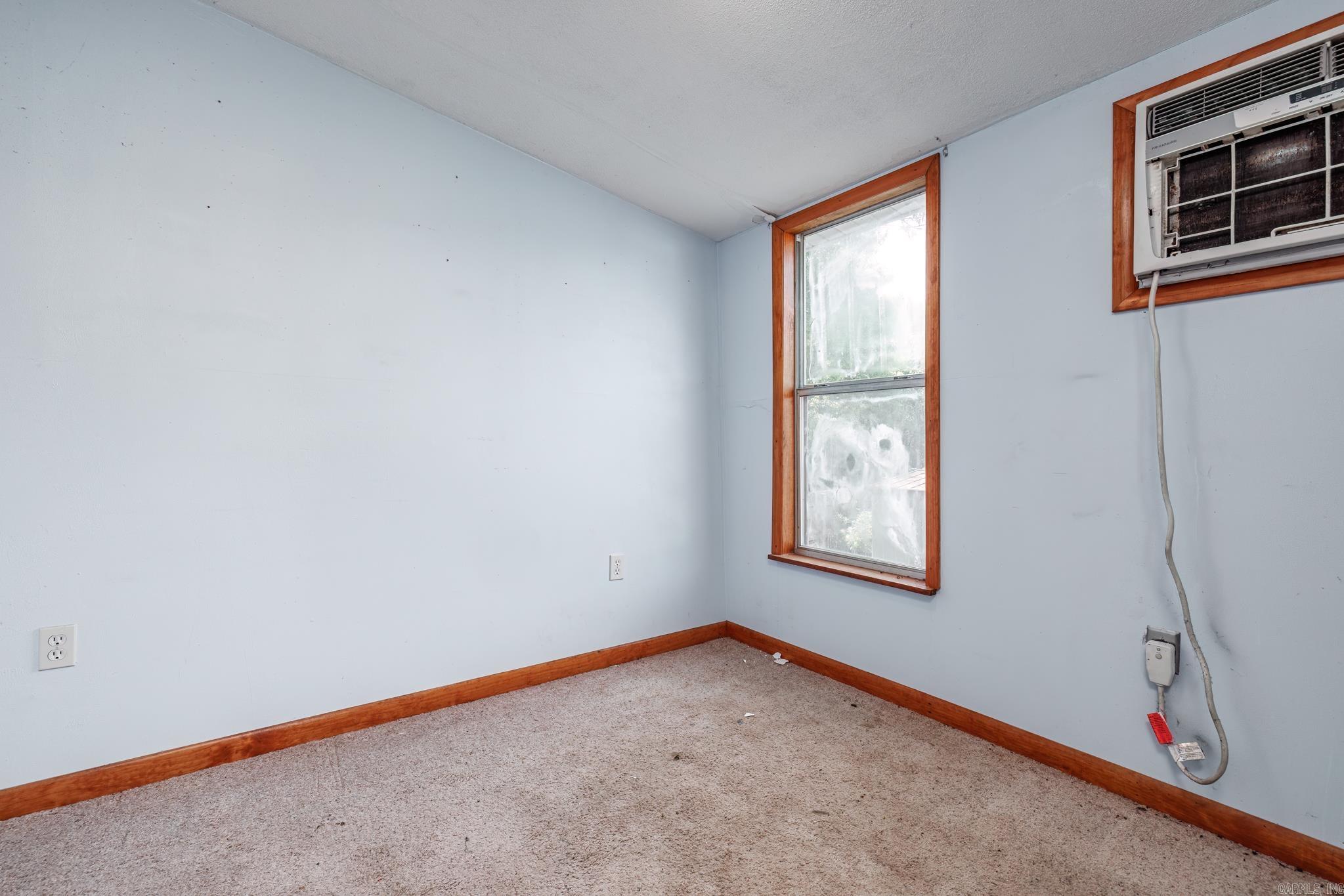 Hillcrest #2 - Residential