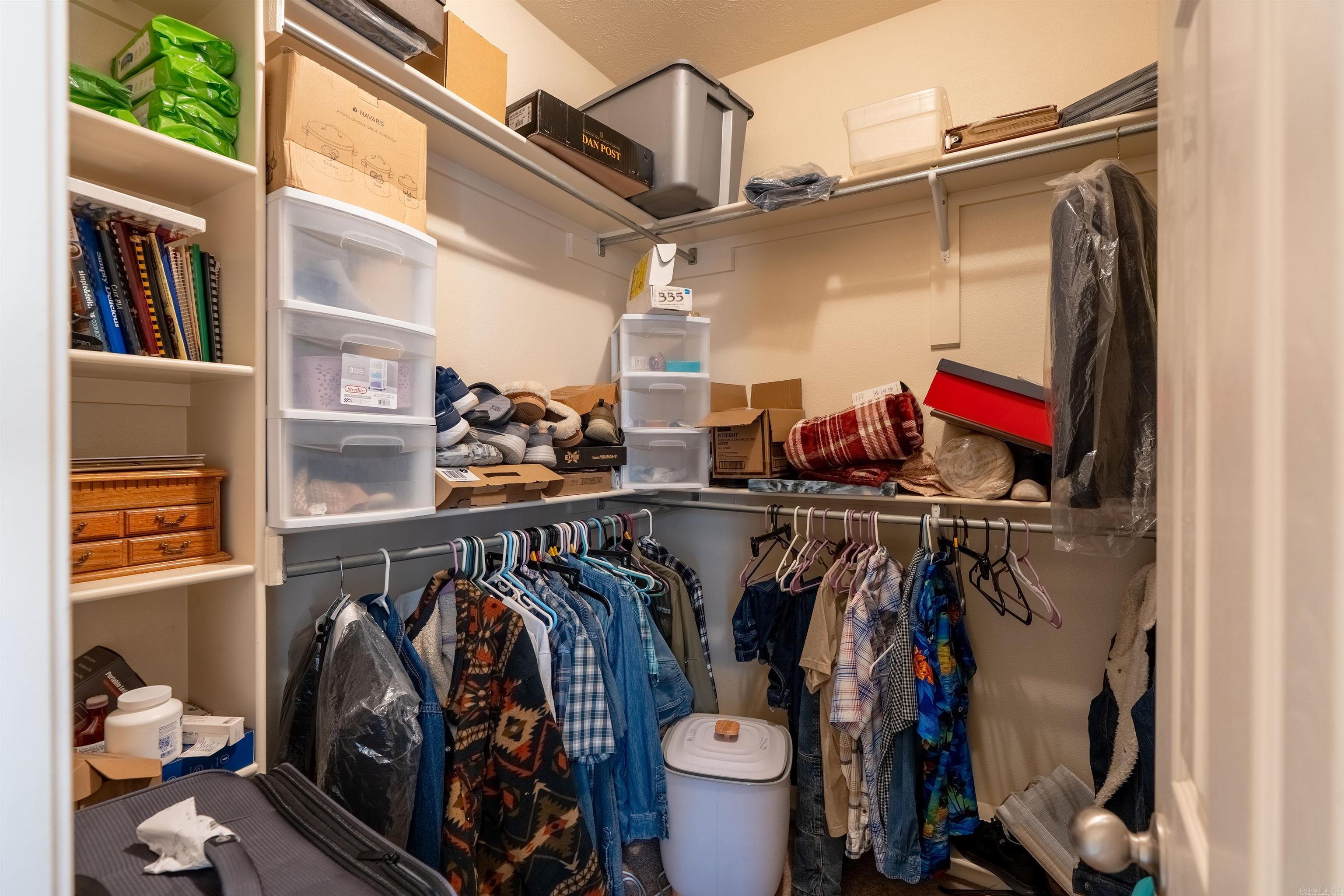 LOST CREEK - Residential