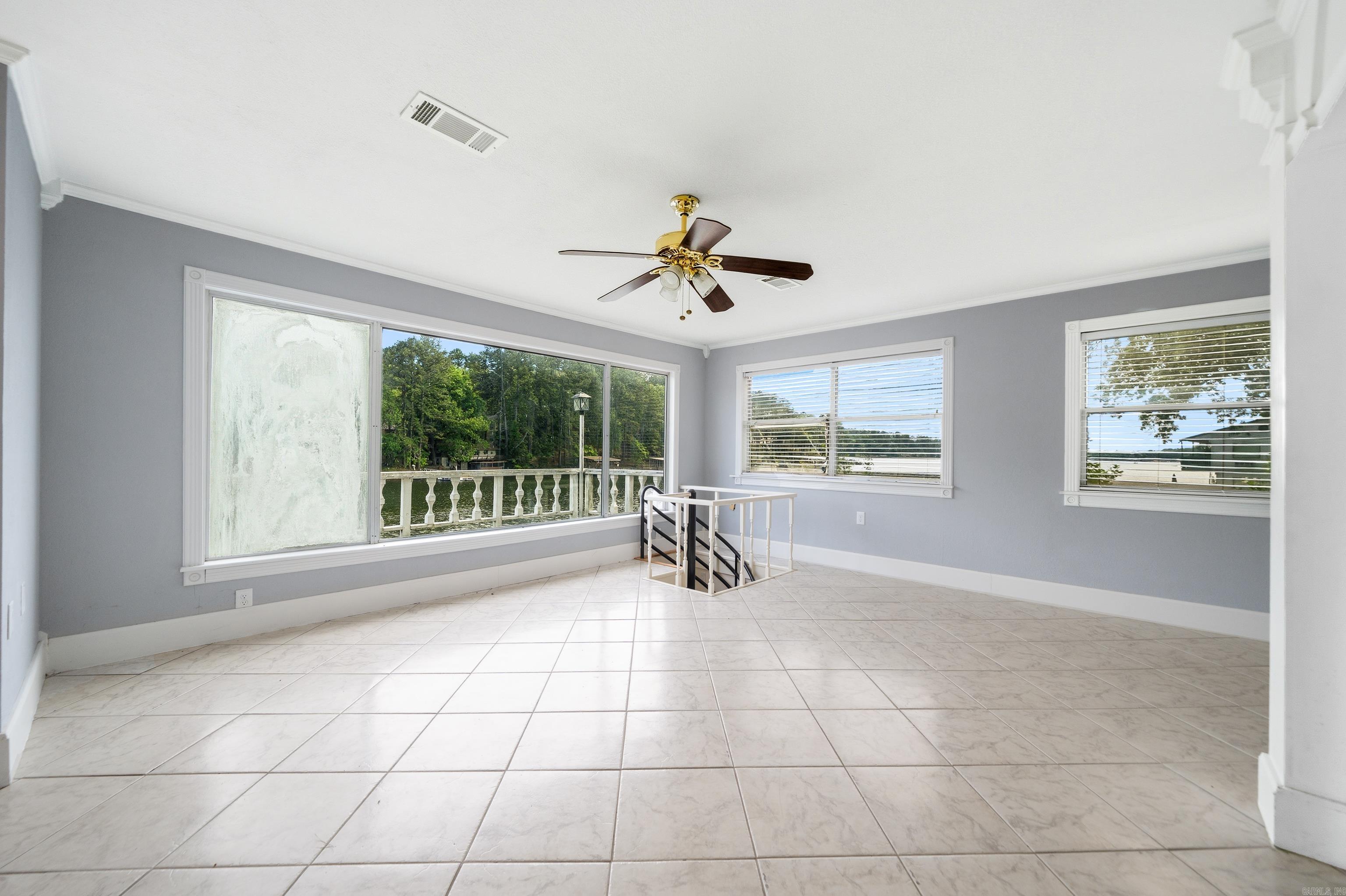 TWIN POINTS - Residential