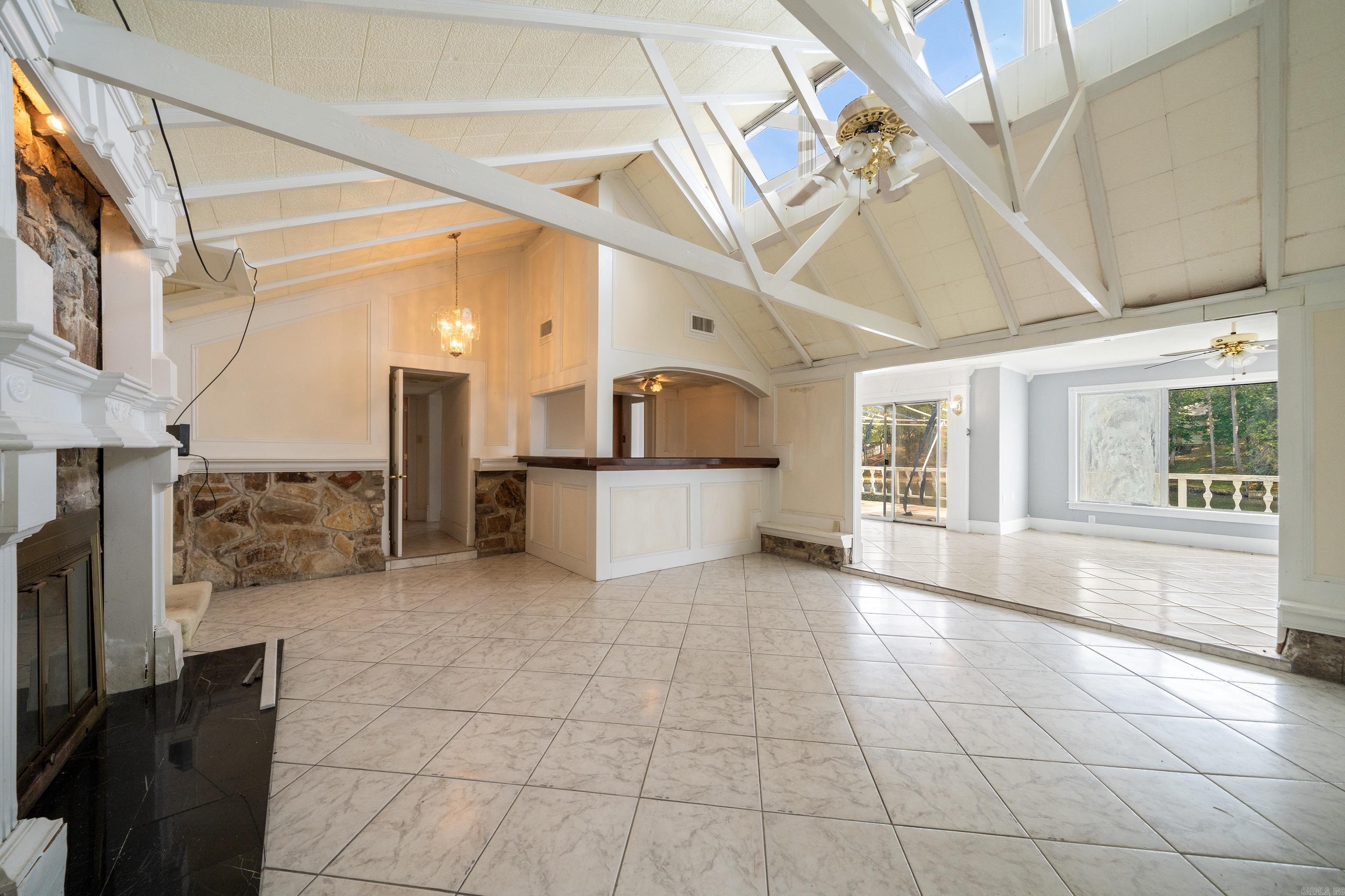 TWIN POINTS - Residential