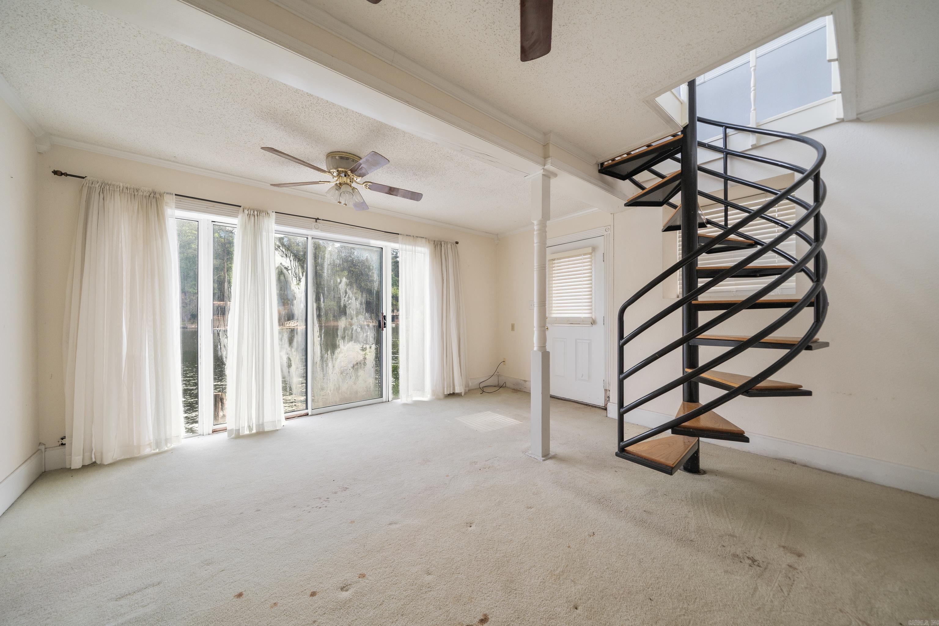 TWIN POINTS - Residential