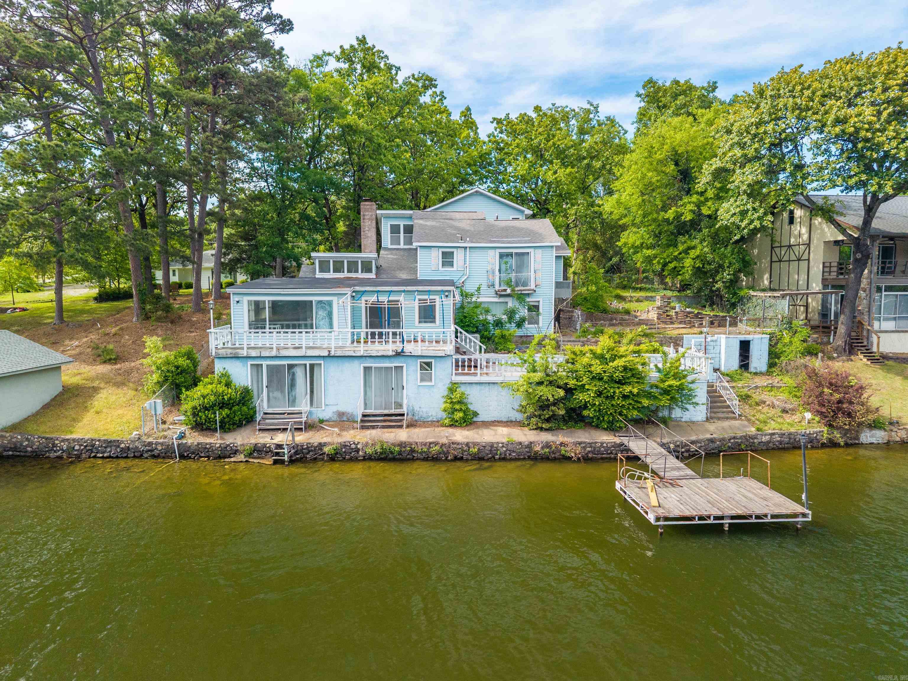 TWIN POINTS - Residential