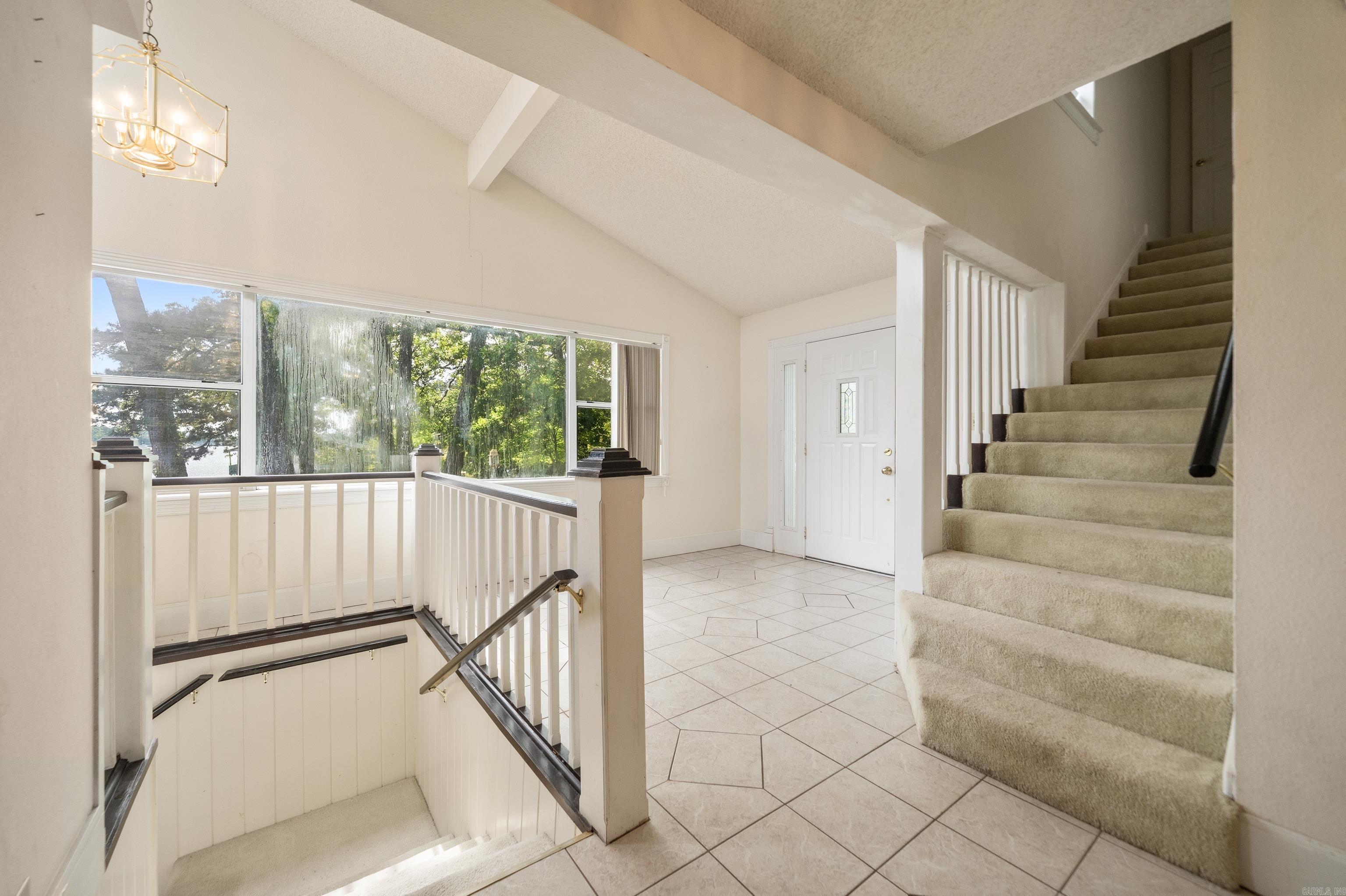 TWIN POINTS - Residential